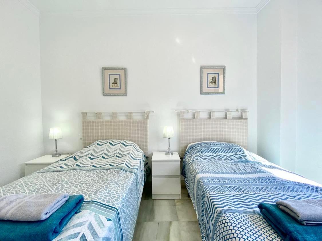 Residencial Mediterraneo Golf Two-bedroom Apartment *