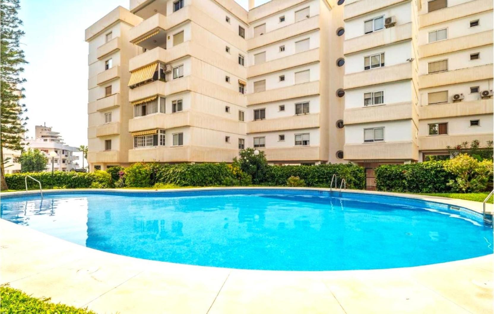 Apartment The Charming Oasis! 2 Bedrooms - By Hellodomik Benalmadena