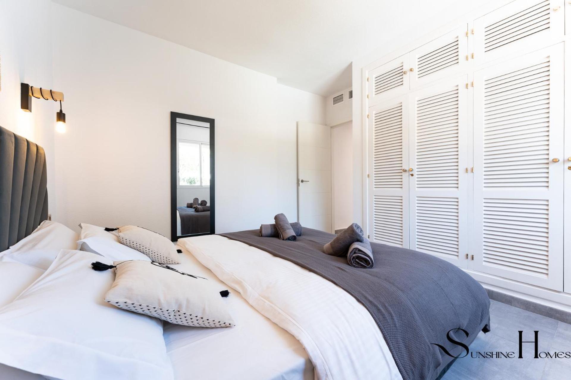 Apartment 2bed , First Line Lux