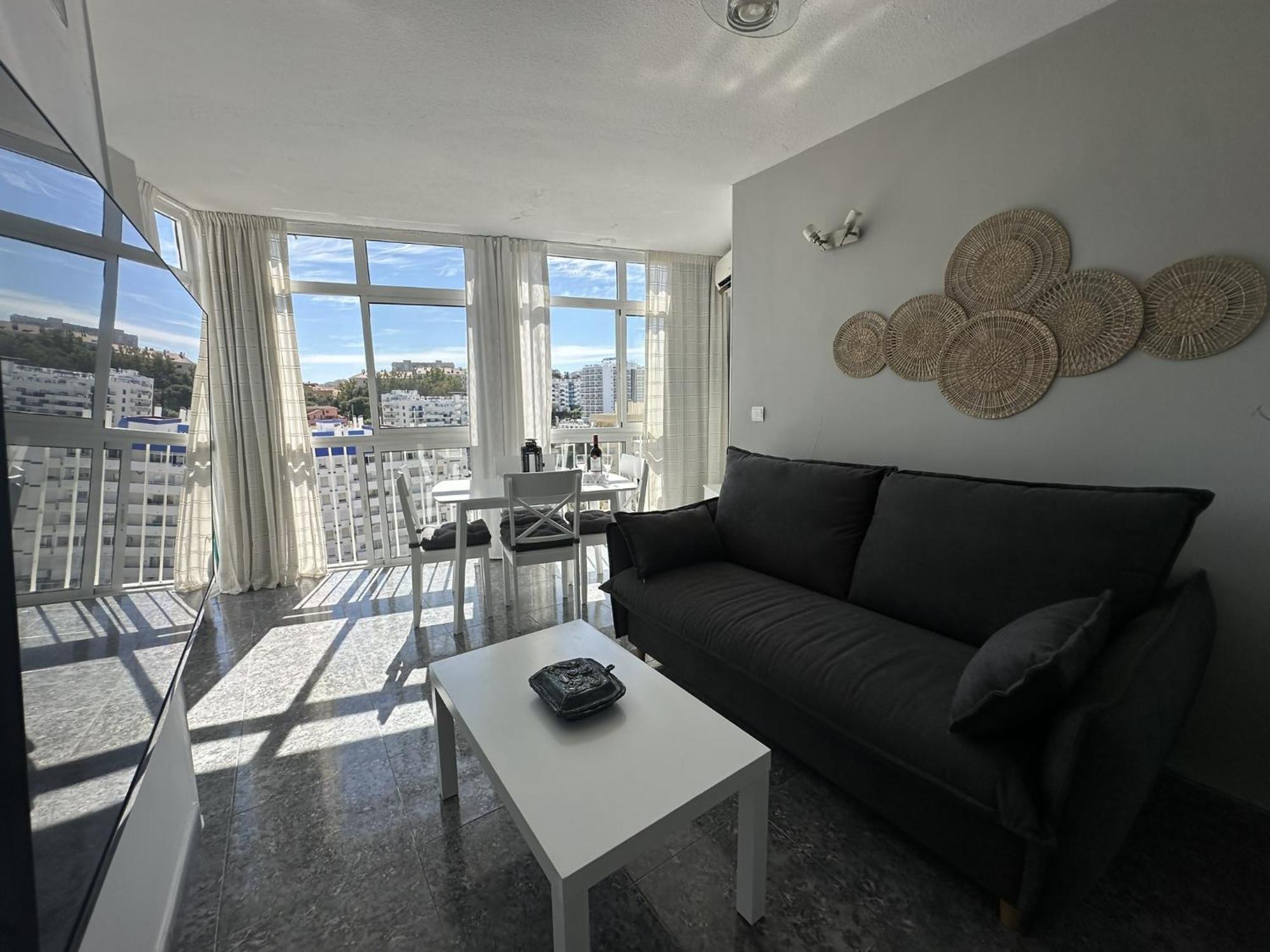 Apto Vistas Al Mar A 1 Min De La Playa Benalmaden Apartment Benalmadena