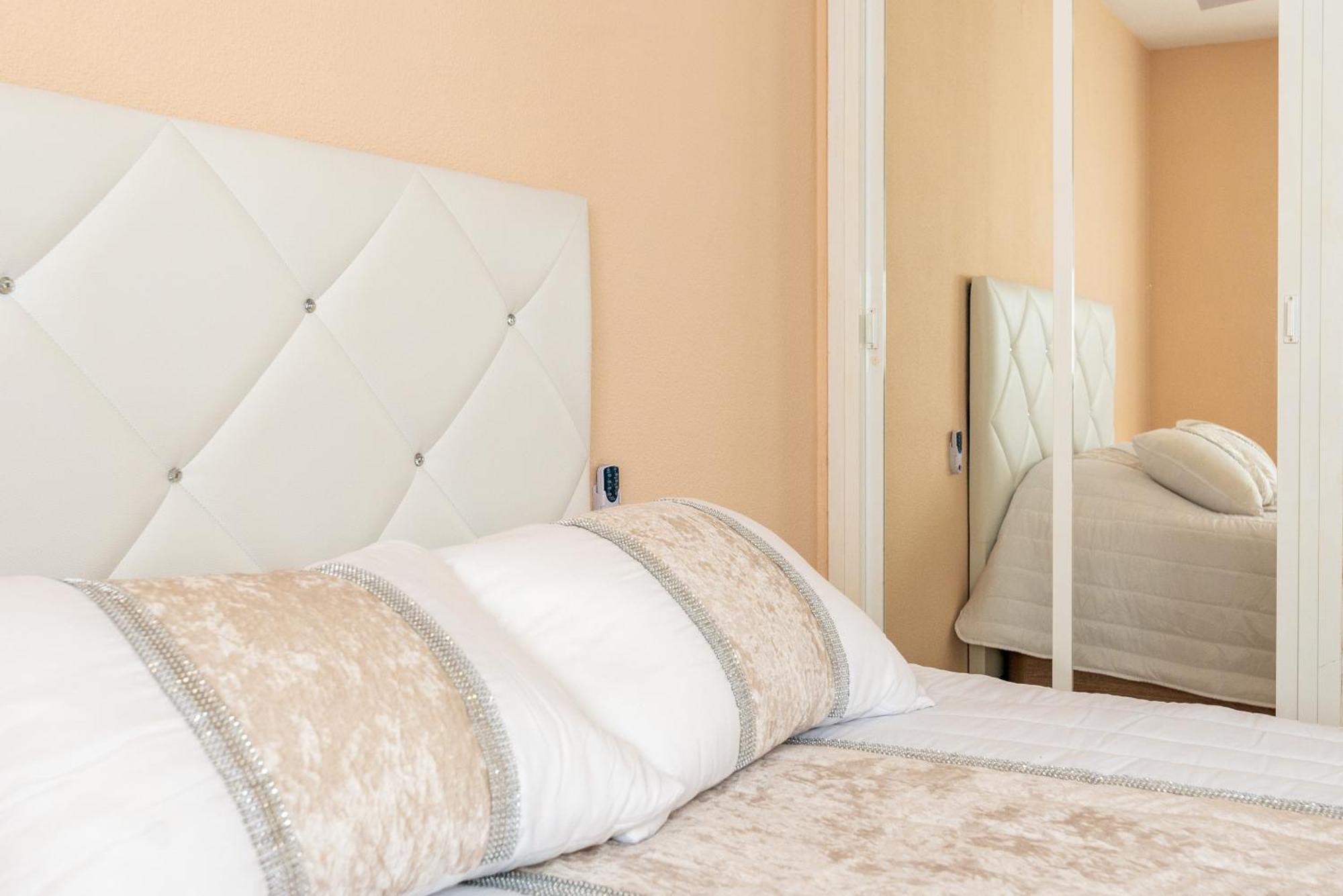 Flamingo 1 Bdr Beach 200 Meters Always Happy Appartement Benalmádena