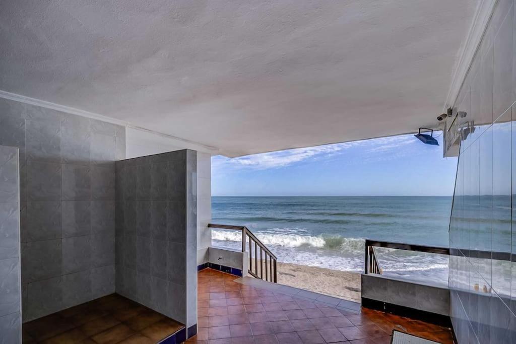 112-stunning Beachfront In * Benalmadena