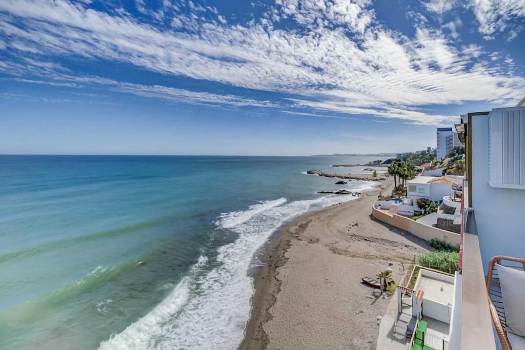 112-stunning Beachfront In Benalmadena