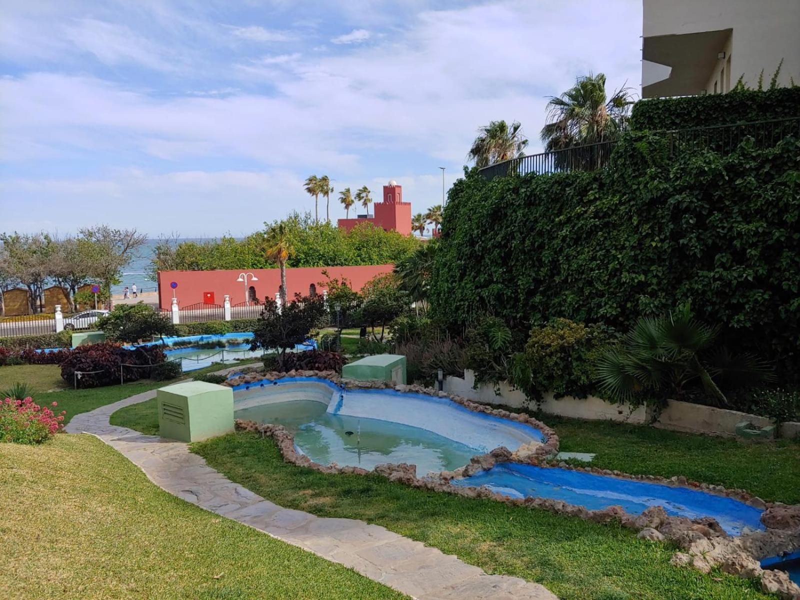 Benalbeach R&r *