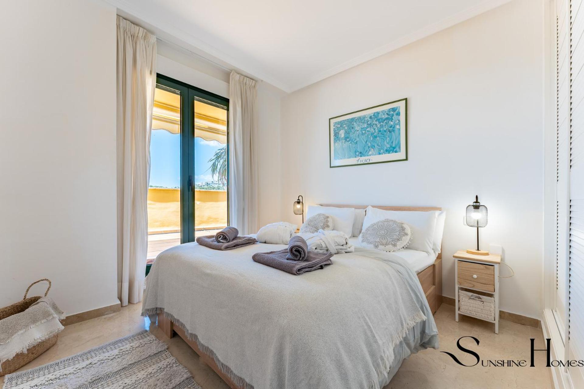 Apartment Terrace Of Paradise, 2 Bed 2 Bath, Parking, Pool *