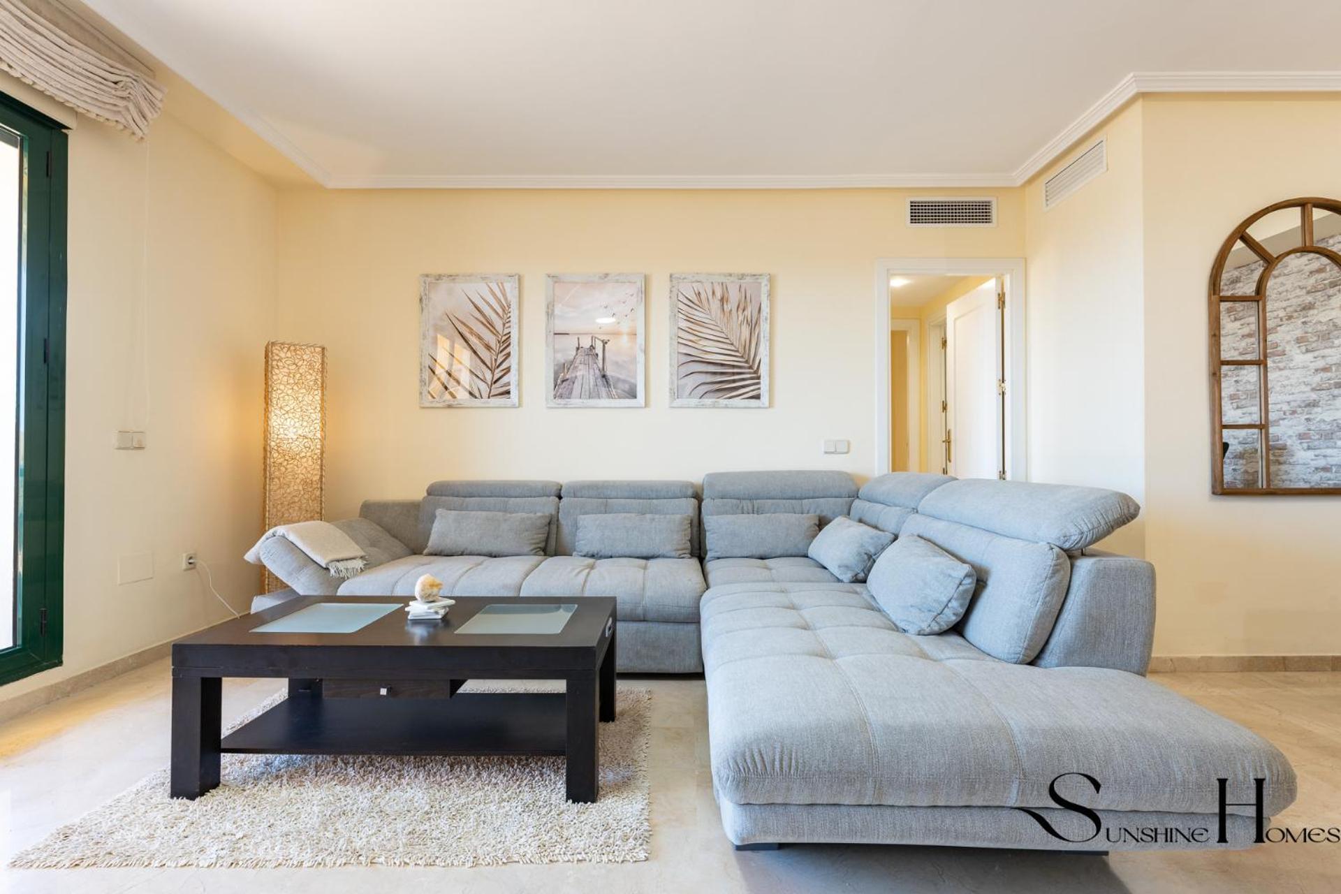 Terrace Of Paradise, 2 Bed 2 Bath, Parking, Pool *