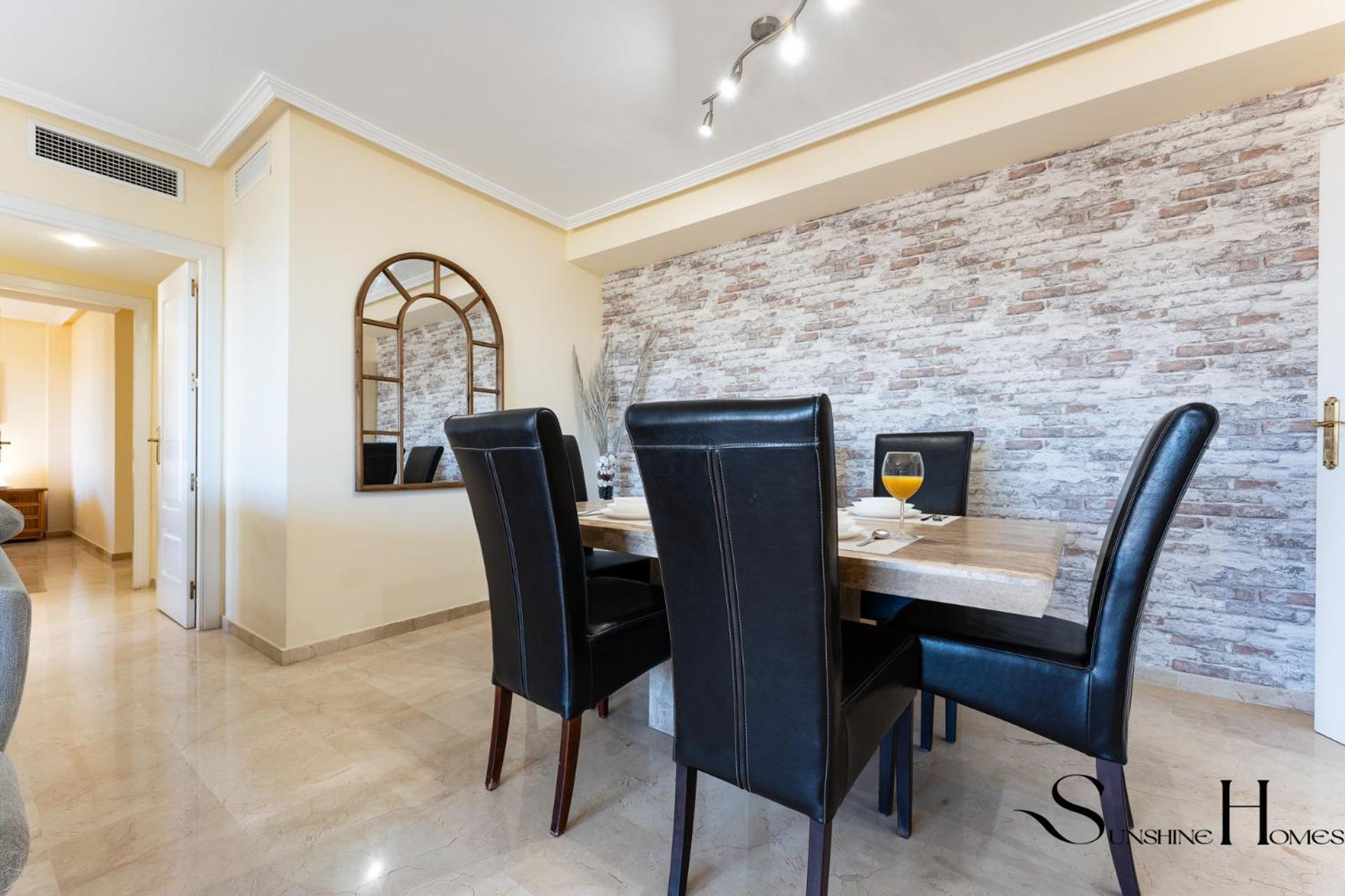 Terrace Of Paradise, 2 Bed 2 Bath, Parking, Pool Apartment