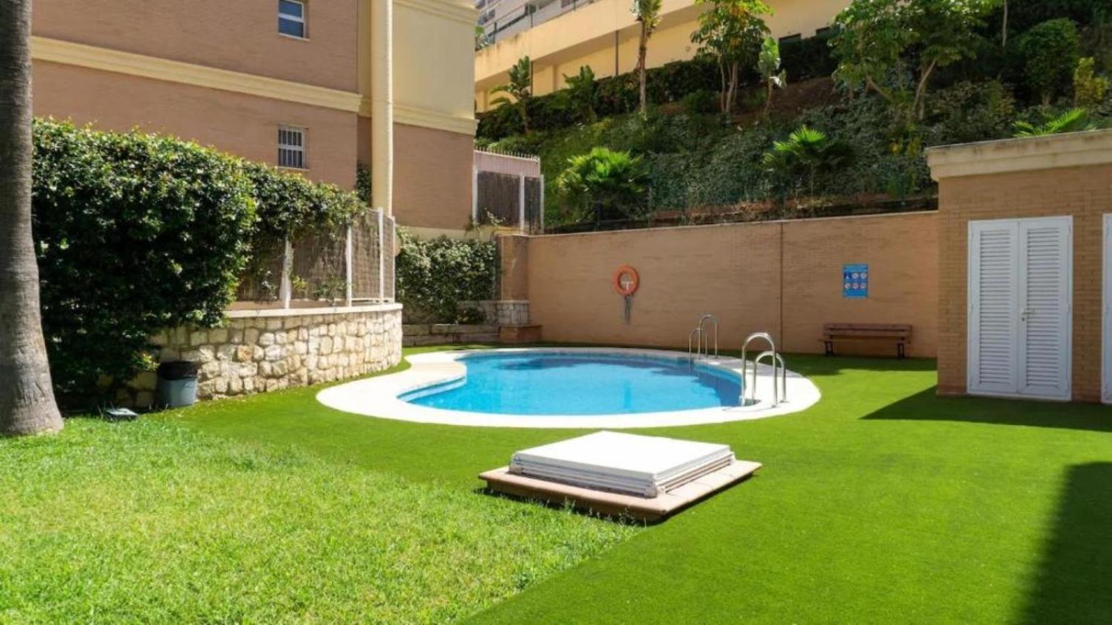 Stylish 2br With Big Terrace Near And Golf Apartment *