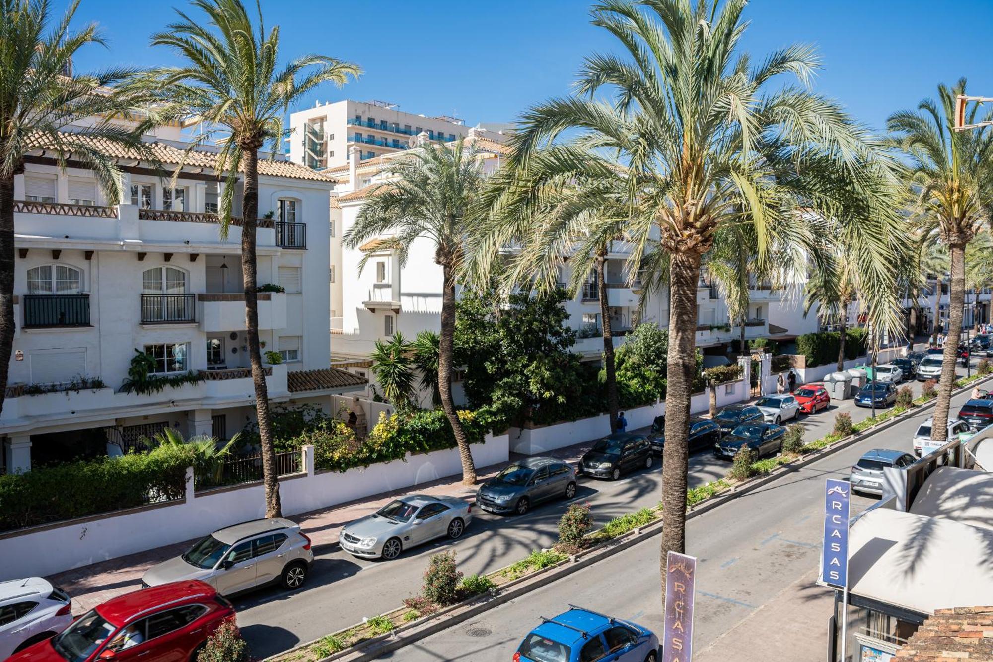 Blonzu Costa De Marfil Benalmádena