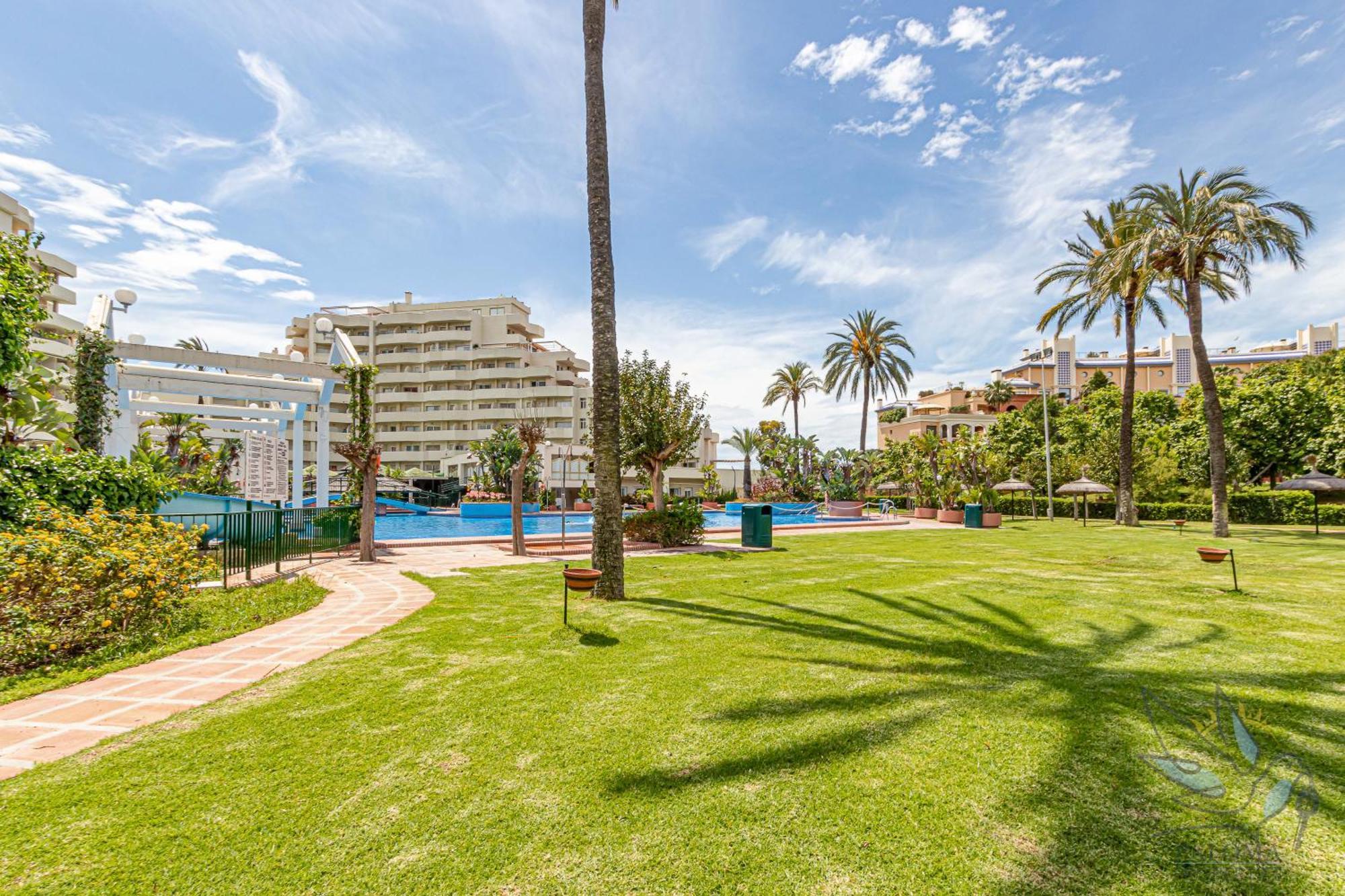 Benalbeach Sea View 2bdr With Water Park *