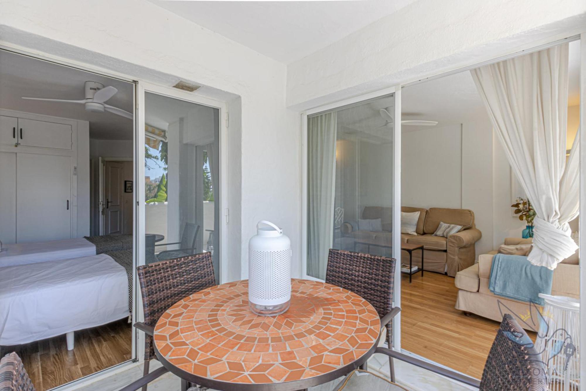 Benalgolf: Seaside With Private Bbq Backyard *