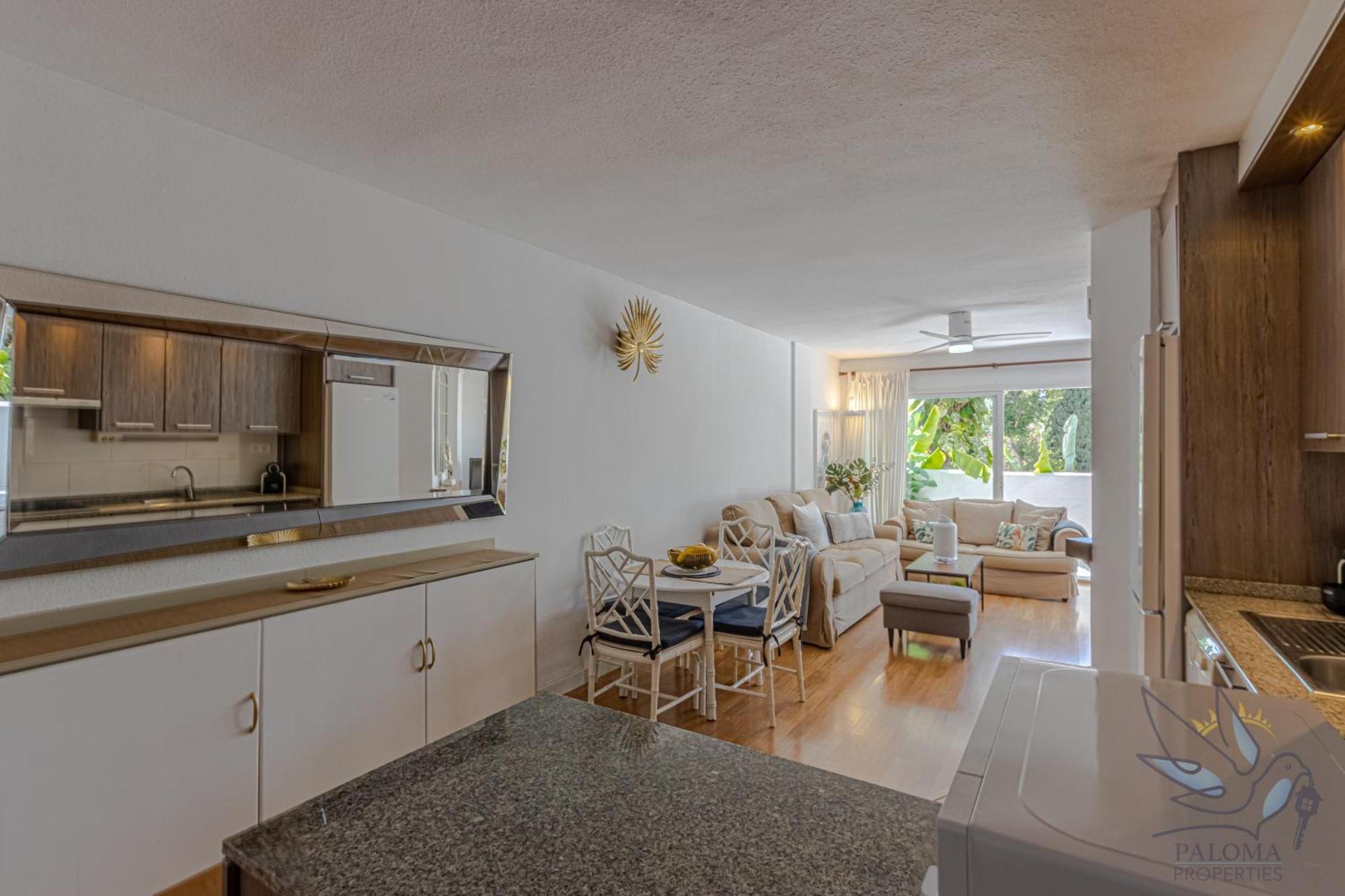 Apartment Benalgolf: Seaside With Private Bbq Backyard *