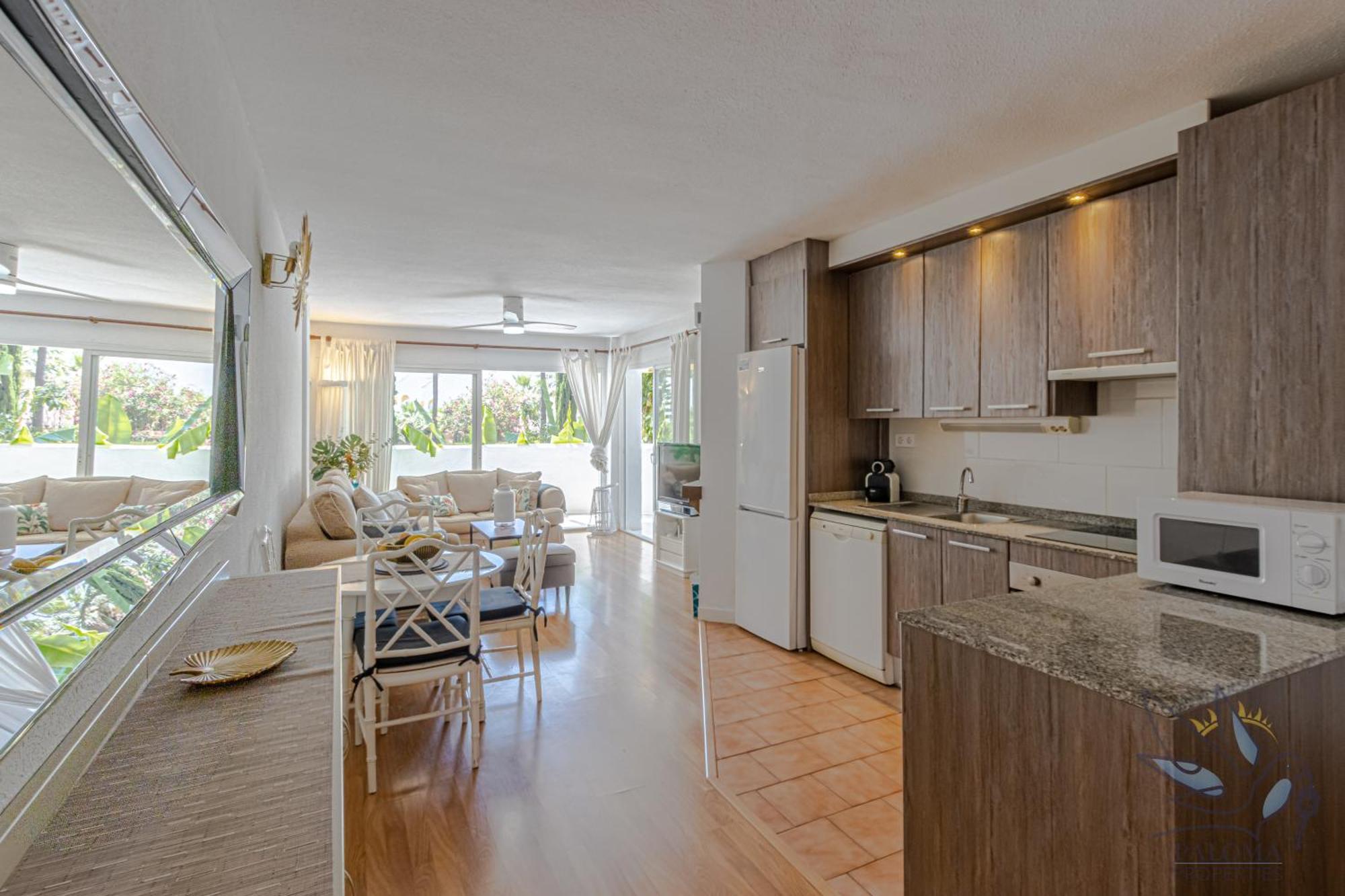 Apartment Benalgolf: Seaside With Private Bbq Backyard *