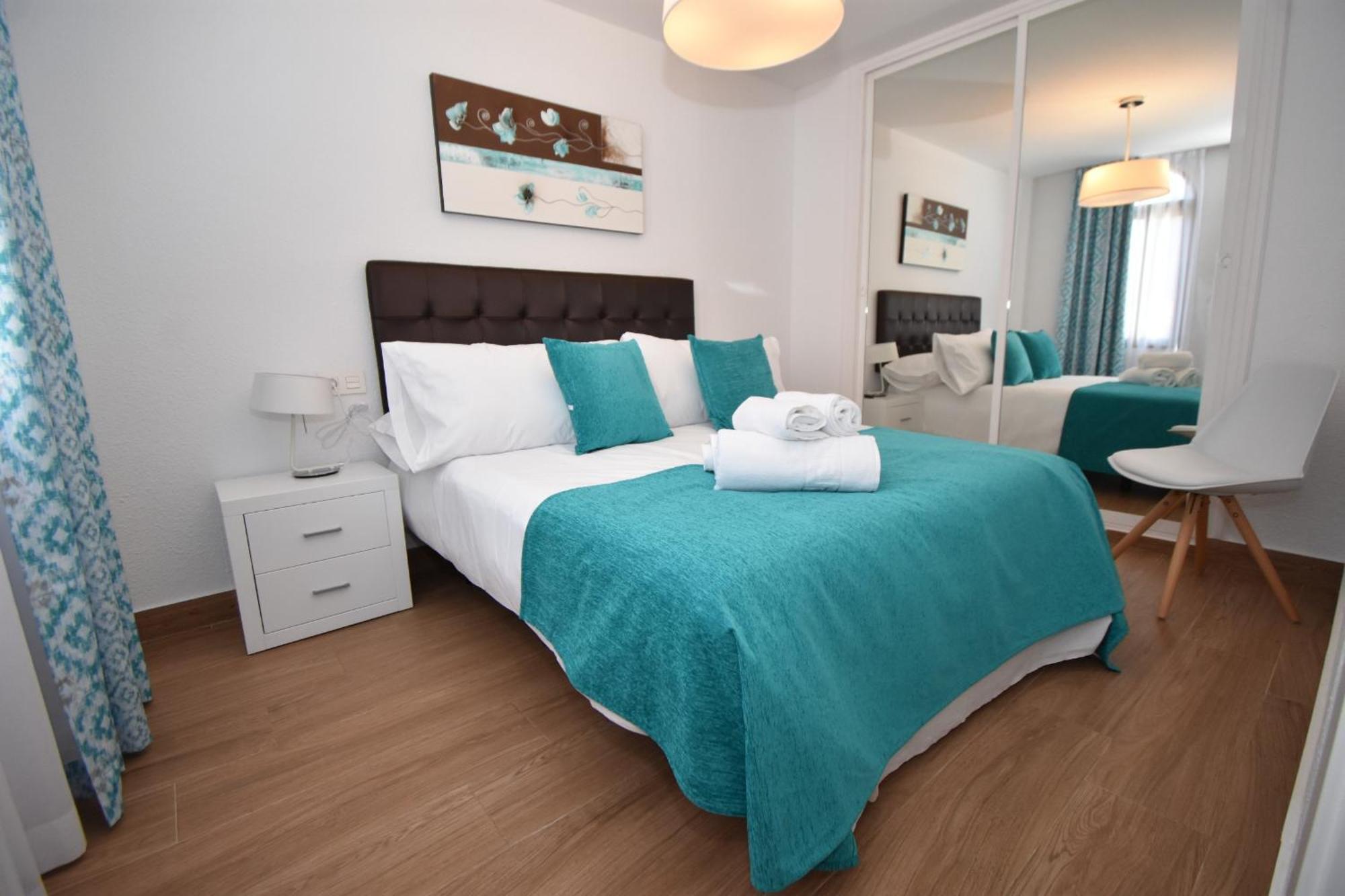 Apartment Modern Walking Distance To Shops And