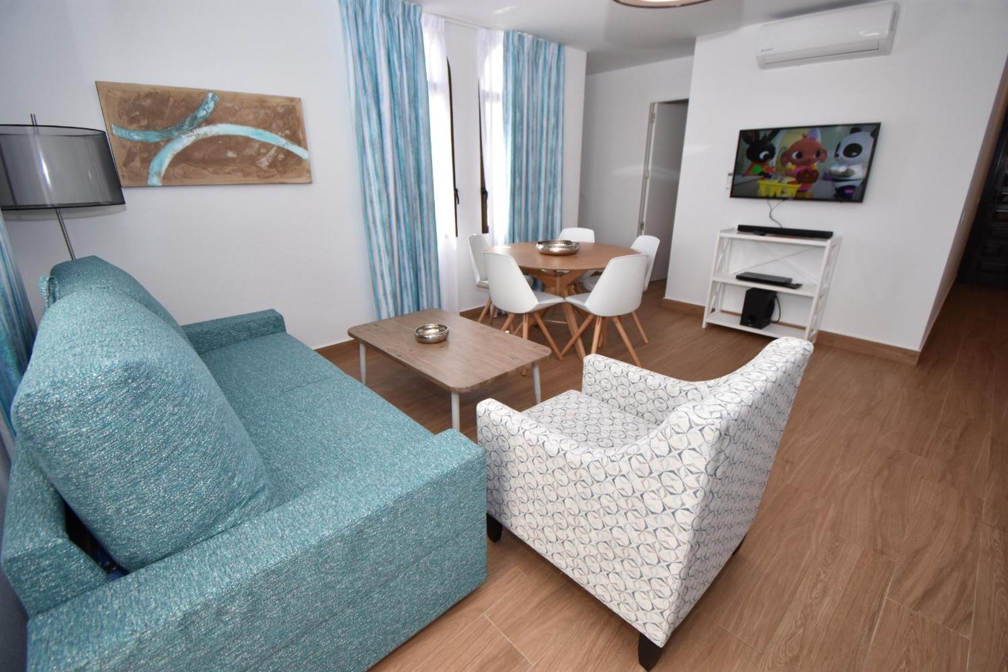 Modern Walking Distance To Shops And * Benalmadena