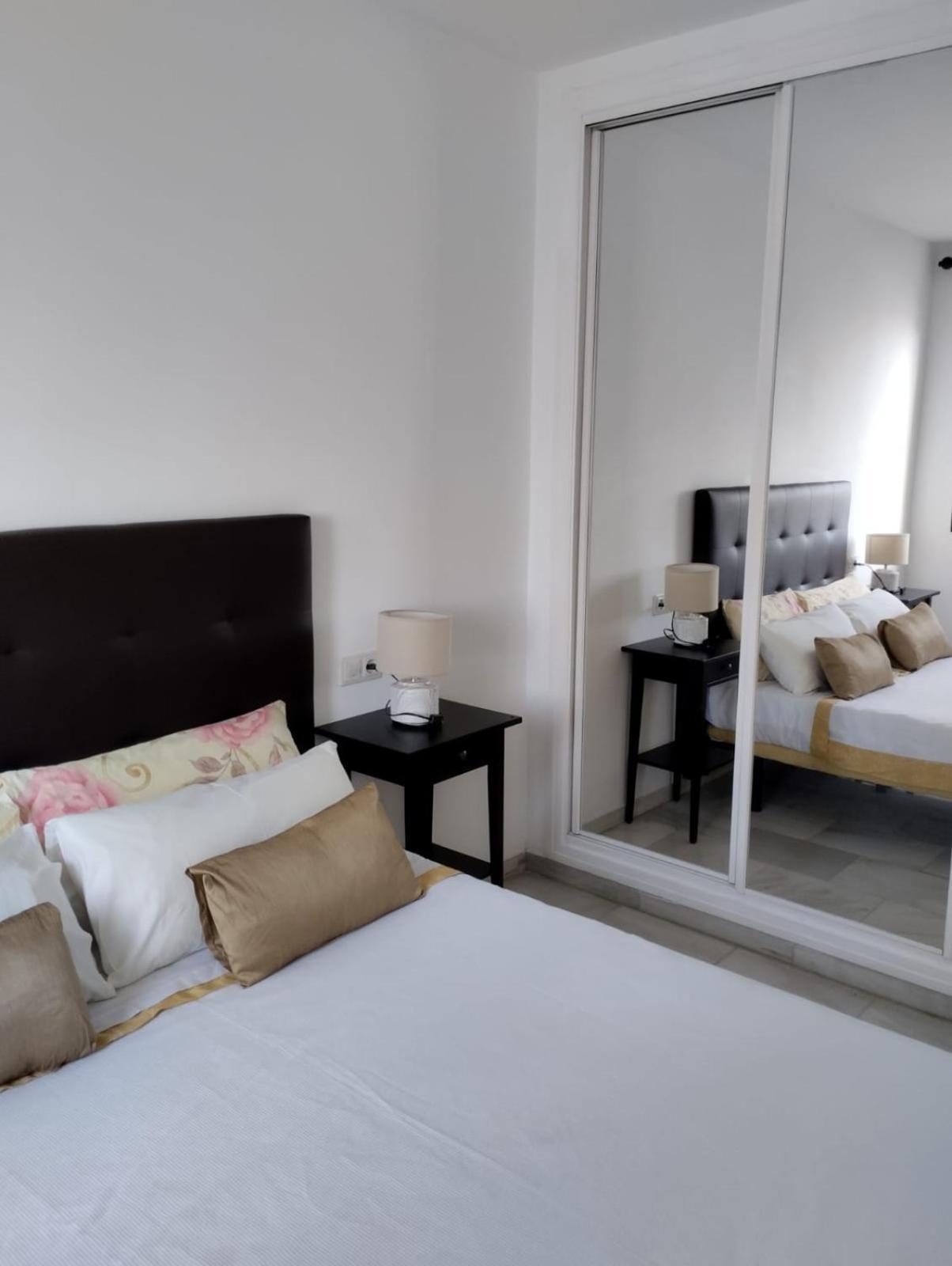 Aparthotel Pueblo Evita Hill Benalmadena
