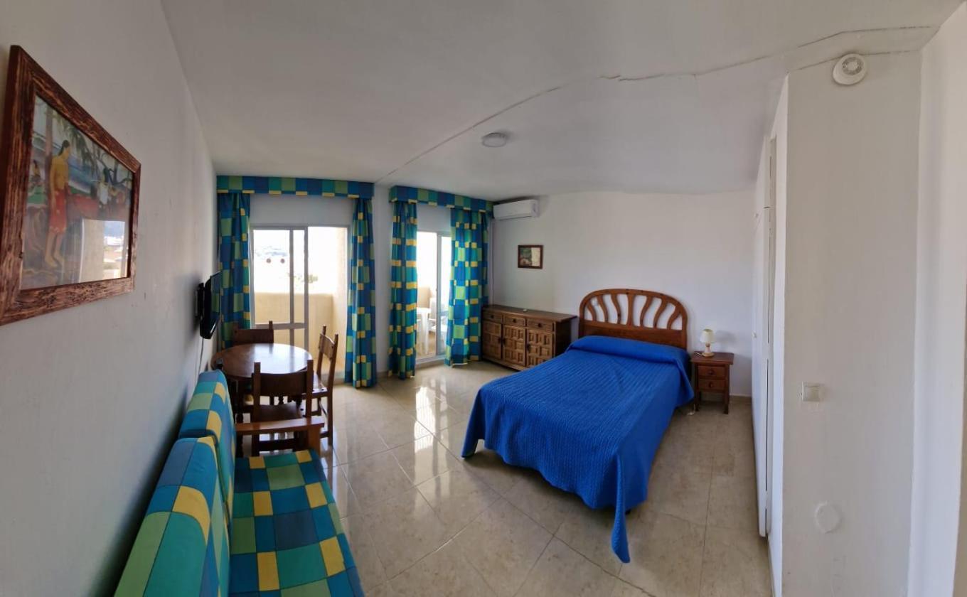 Benal Beach Holidays Apartment *