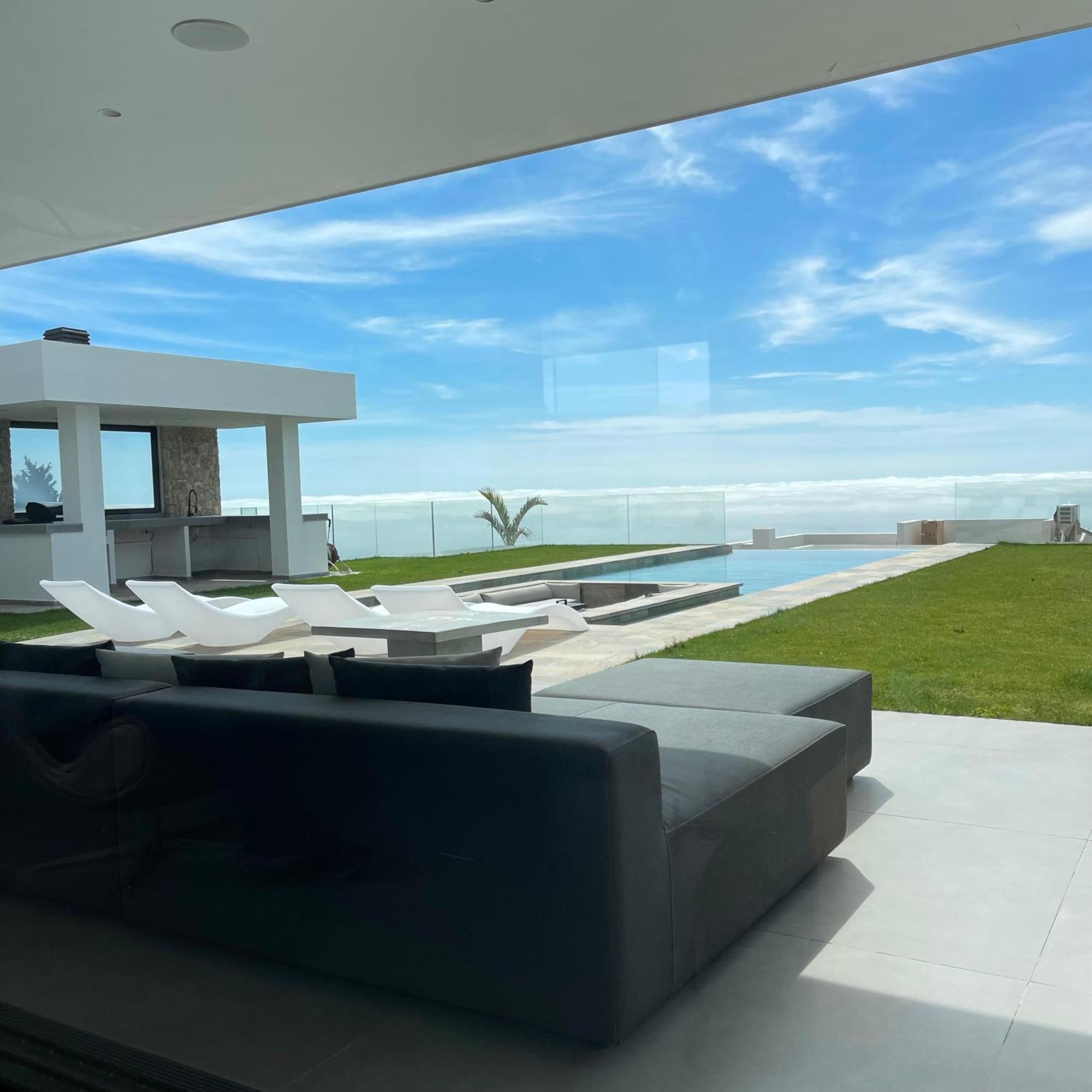 Villa Stupa Luxury *