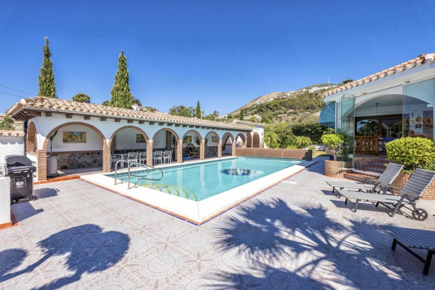 Holiday home Casa Dahlgarden Pool - Jacuzzi *