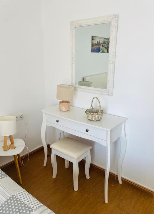 Luminoso Estudio C Magnificas Vistas, Recp 24 Hs Apartment Benalmadena