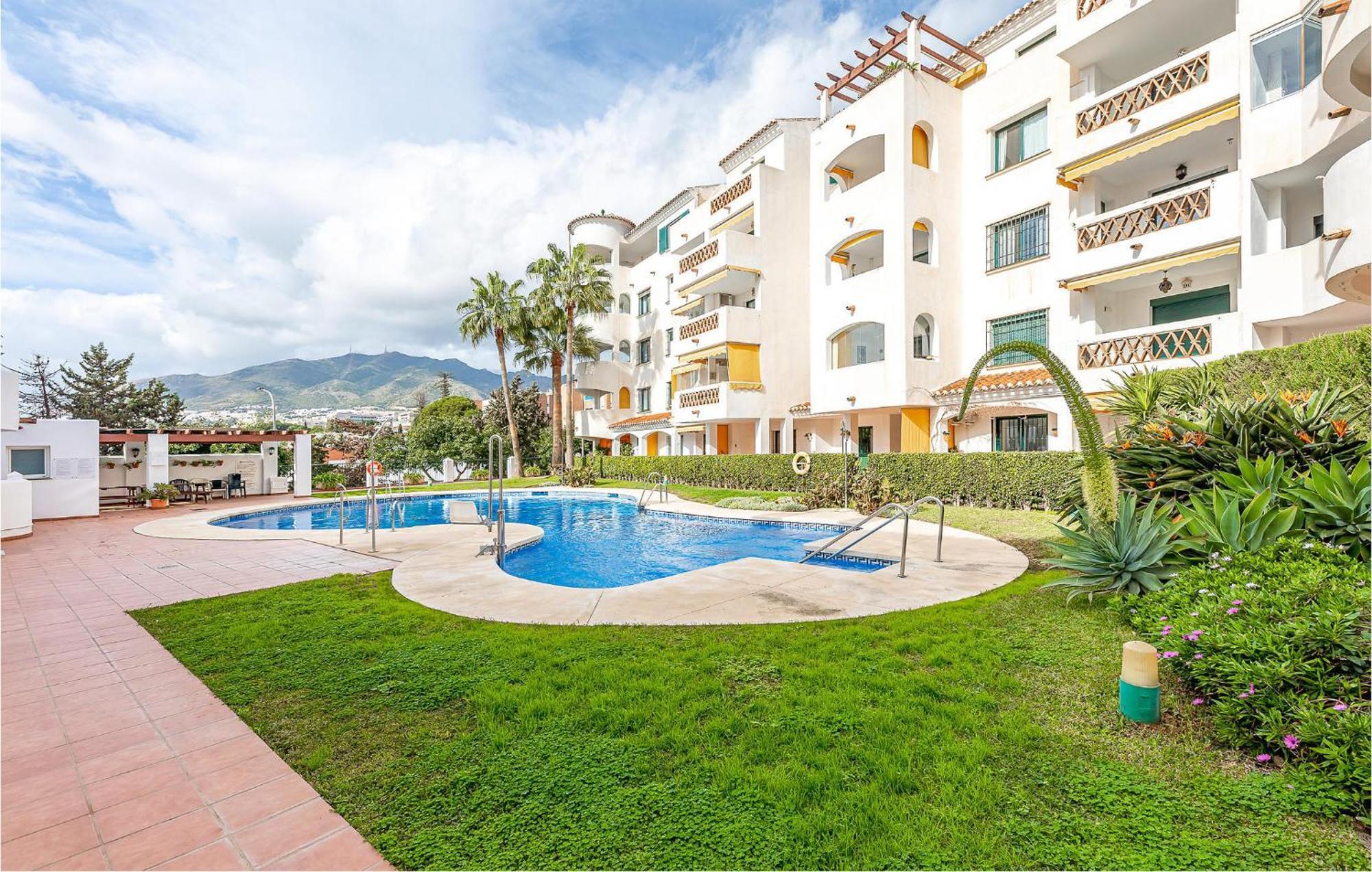 Lovely In With Kitchen Benalmadena