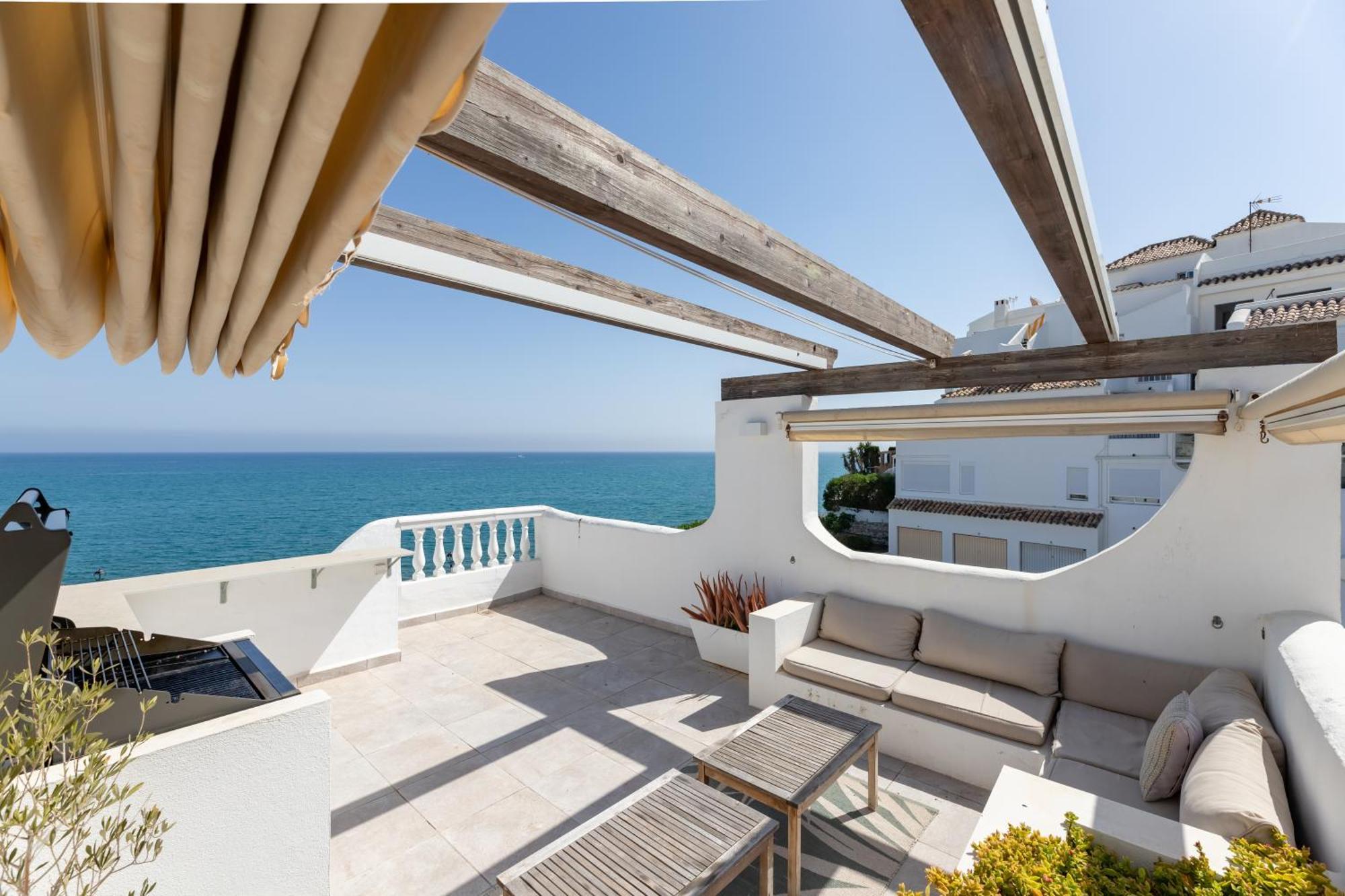Vb Beachfront 2bdr Duplex With Bbq * Benalmadena