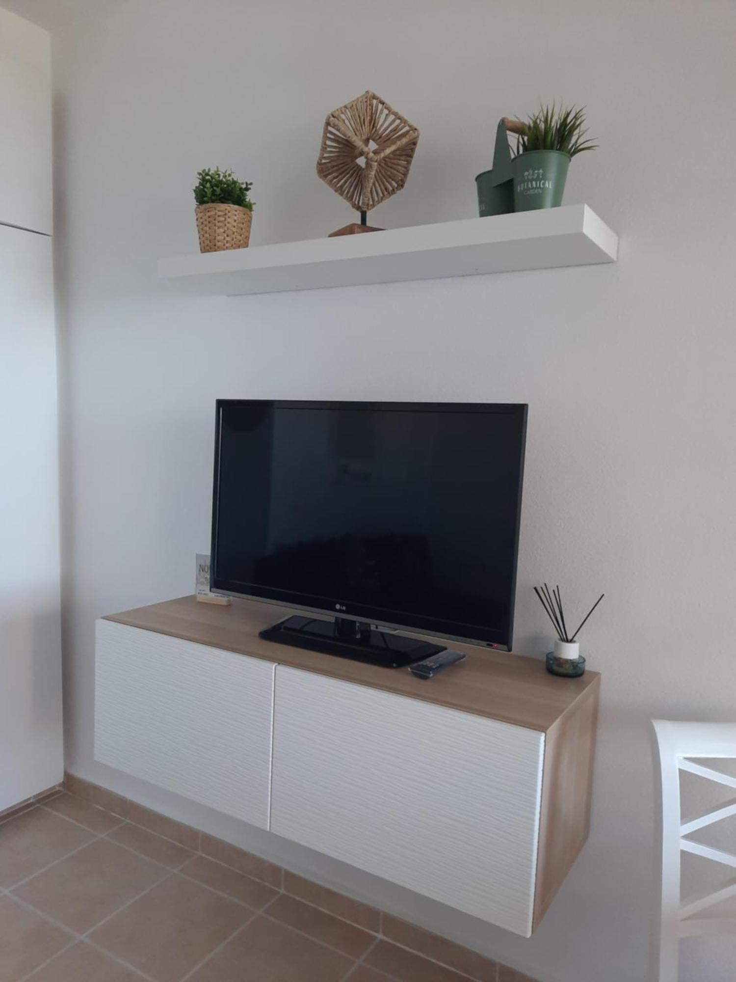 Benalbeach Holidays Apartamento *