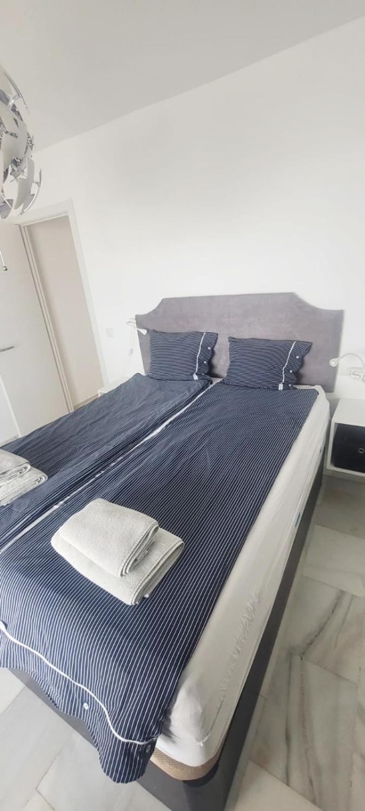 Delightful 2 Bed, Pueblo Evita Benalmádena