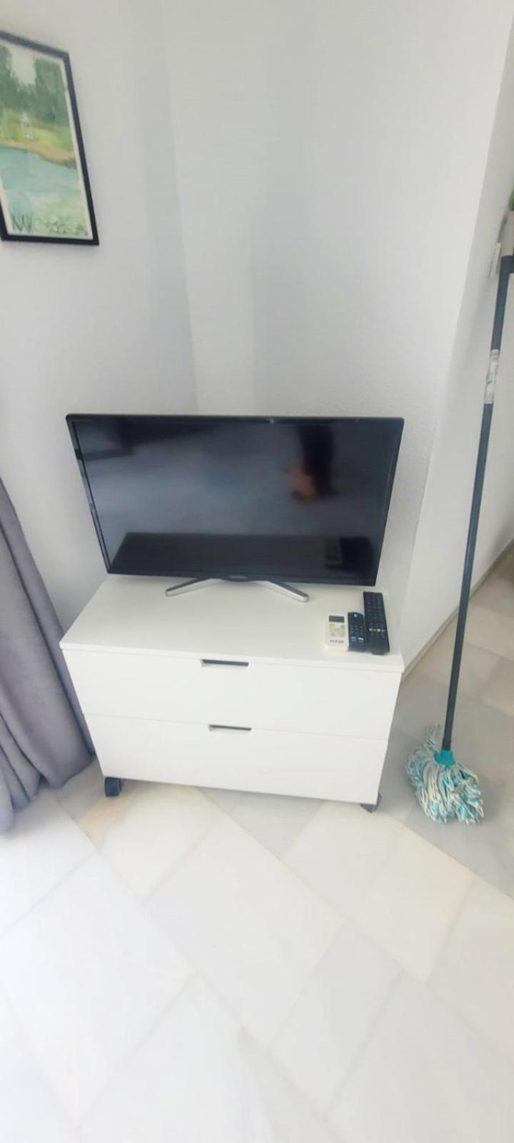 Delightful 2 Bed, Pueblo Evita Apartment Benalmádena