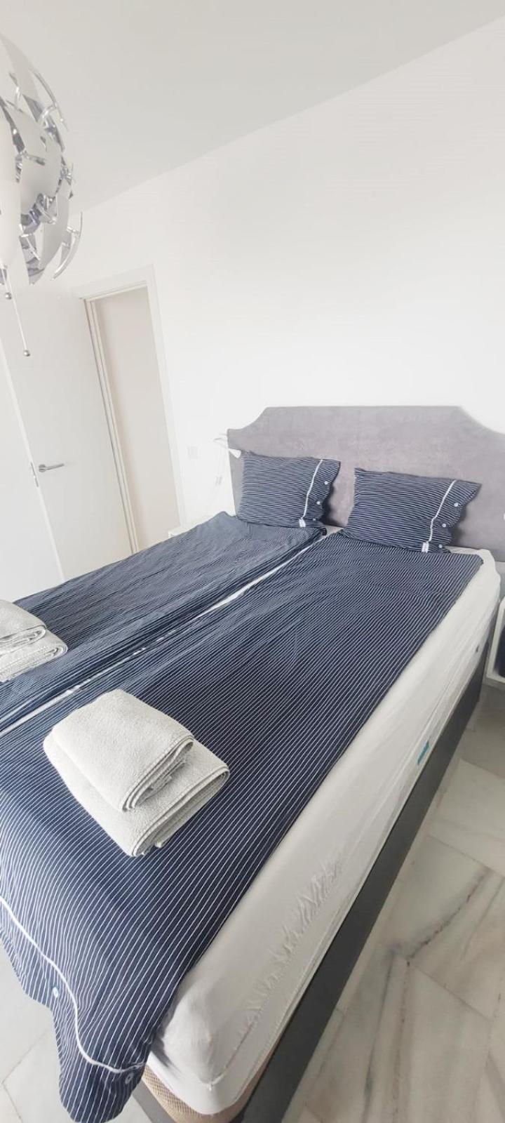 Delightful 2 Bed, Pueblo Evita Benalmádena