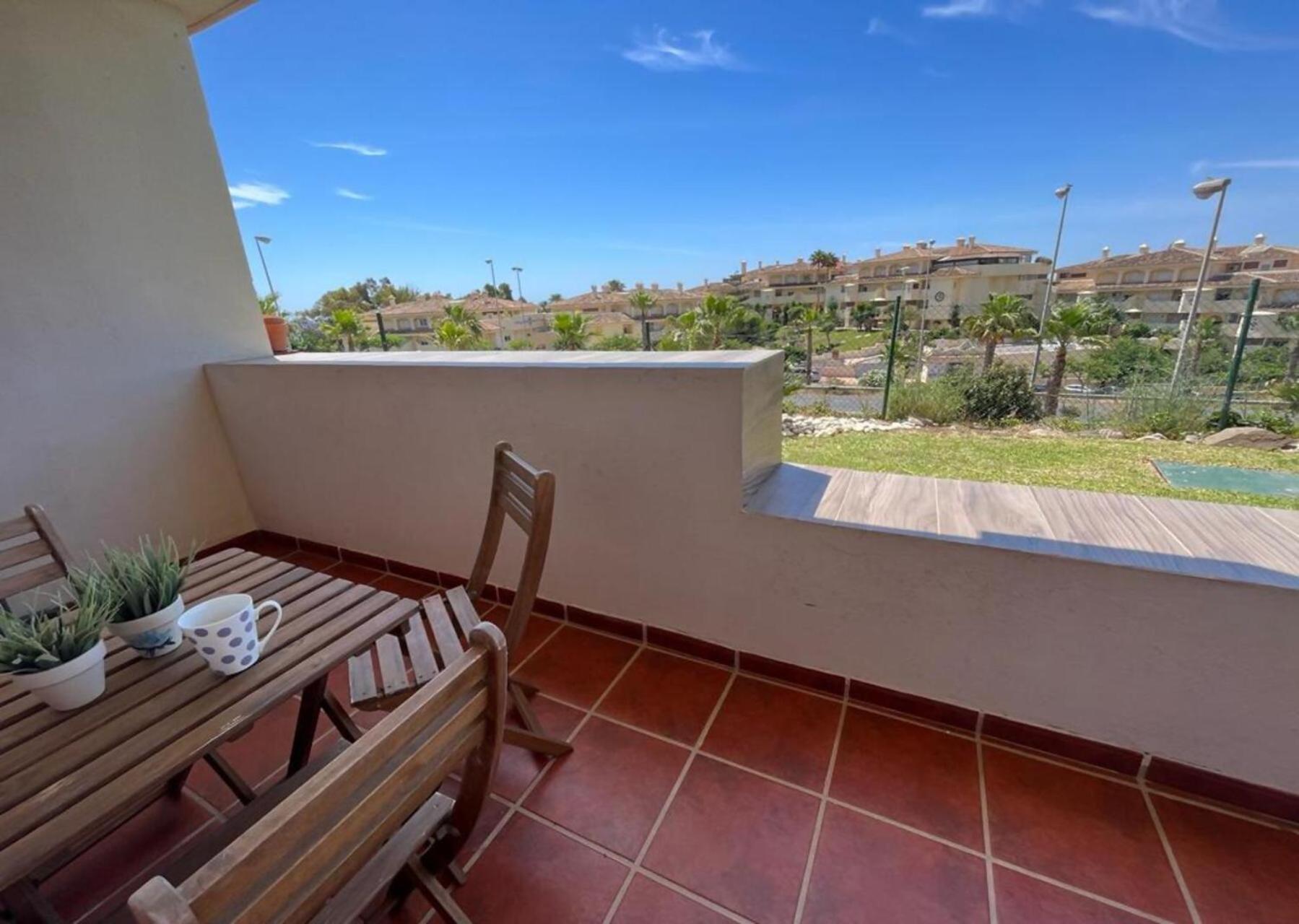 Benalmad Trocadero Parking Piscina Air C Andra Appartement Benalmádena