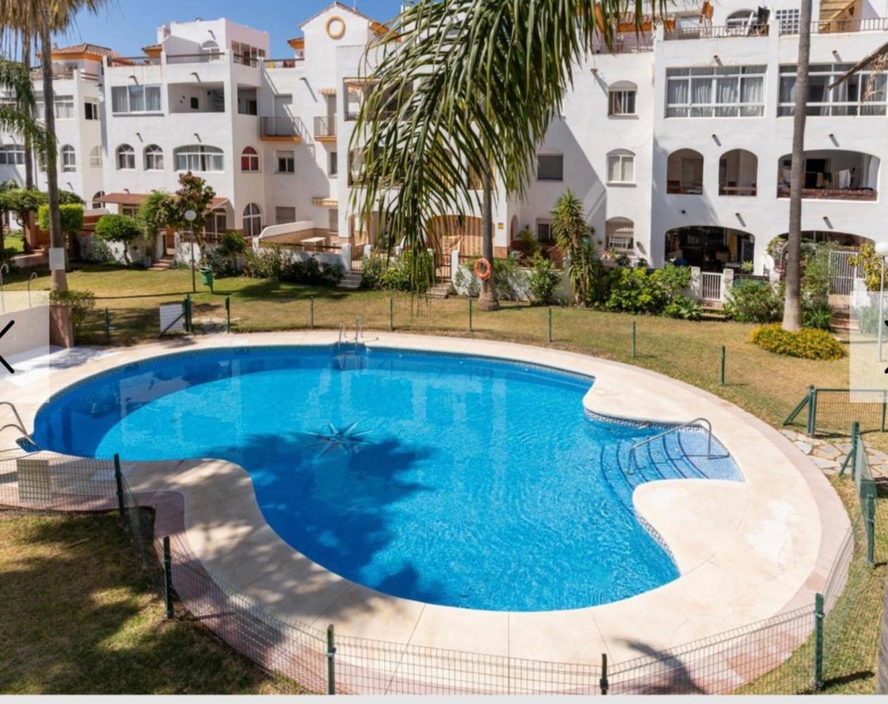 Playa Piscina Parking 3 Apartment *