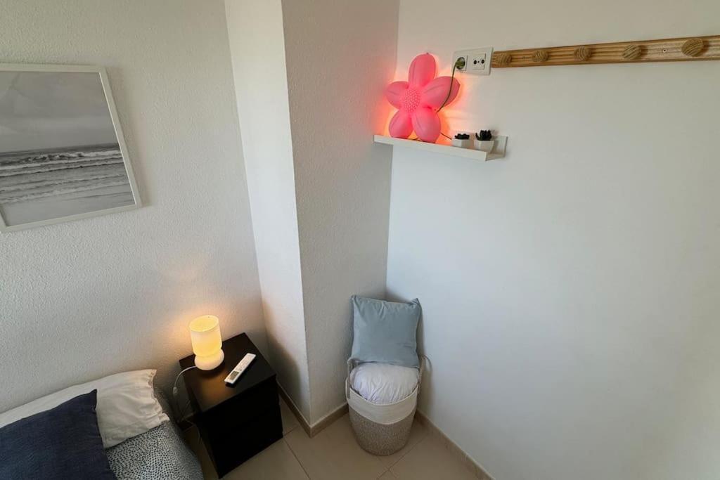 Apartment Apartamento A Pie De Playa Con Terraza Y Piscinas