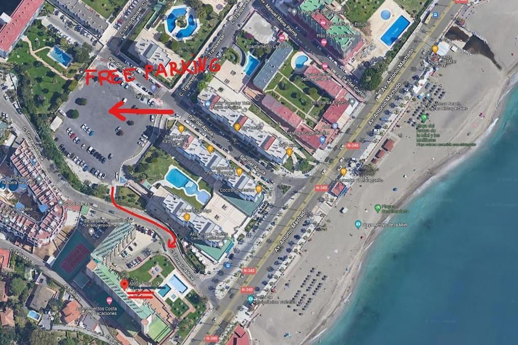 Apartamento A Pie De Playa Con Terraza Y Piscinas Apartment