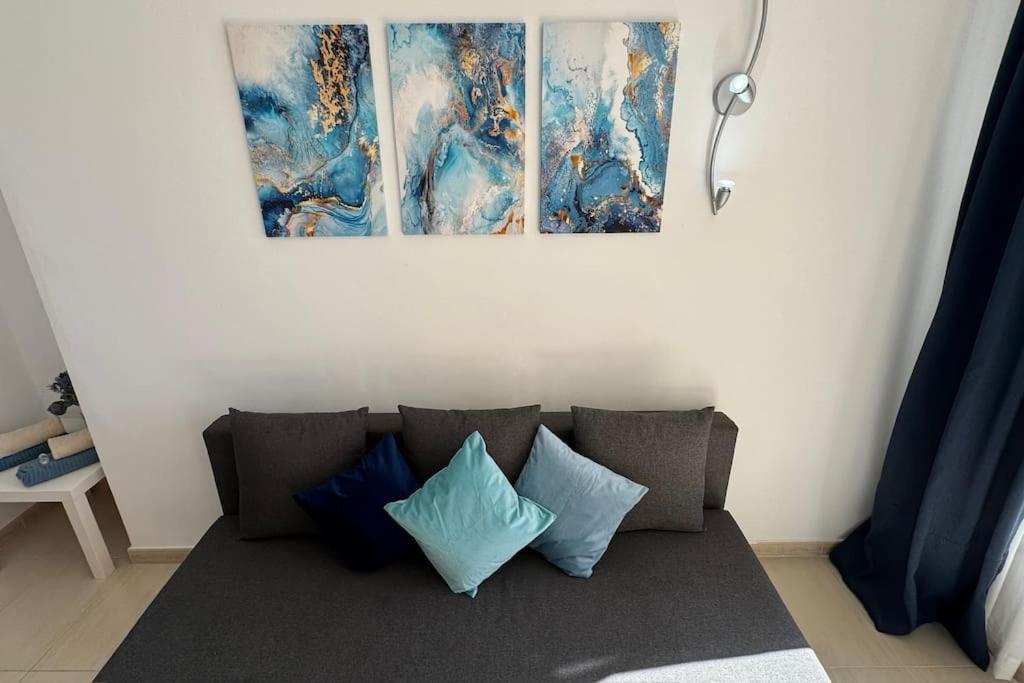 Apartment Apartamento A Pie De Playa Con Terraza Y Piscinas Benalmadena