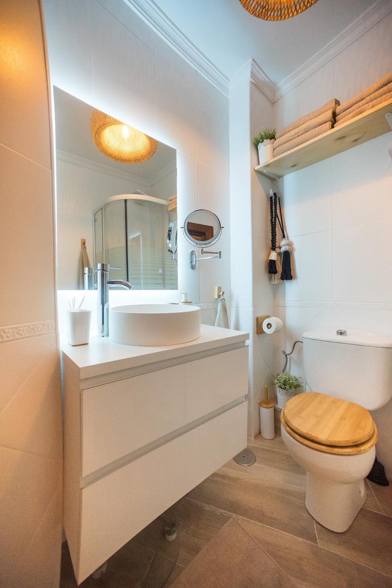 Sensa701 Andra Apartment