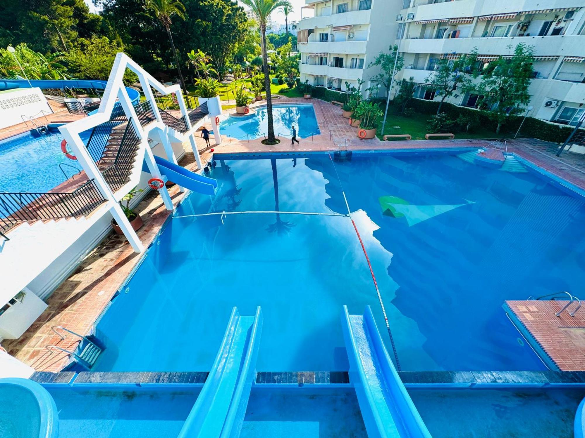 Apartment Exclusive In Benalbeach