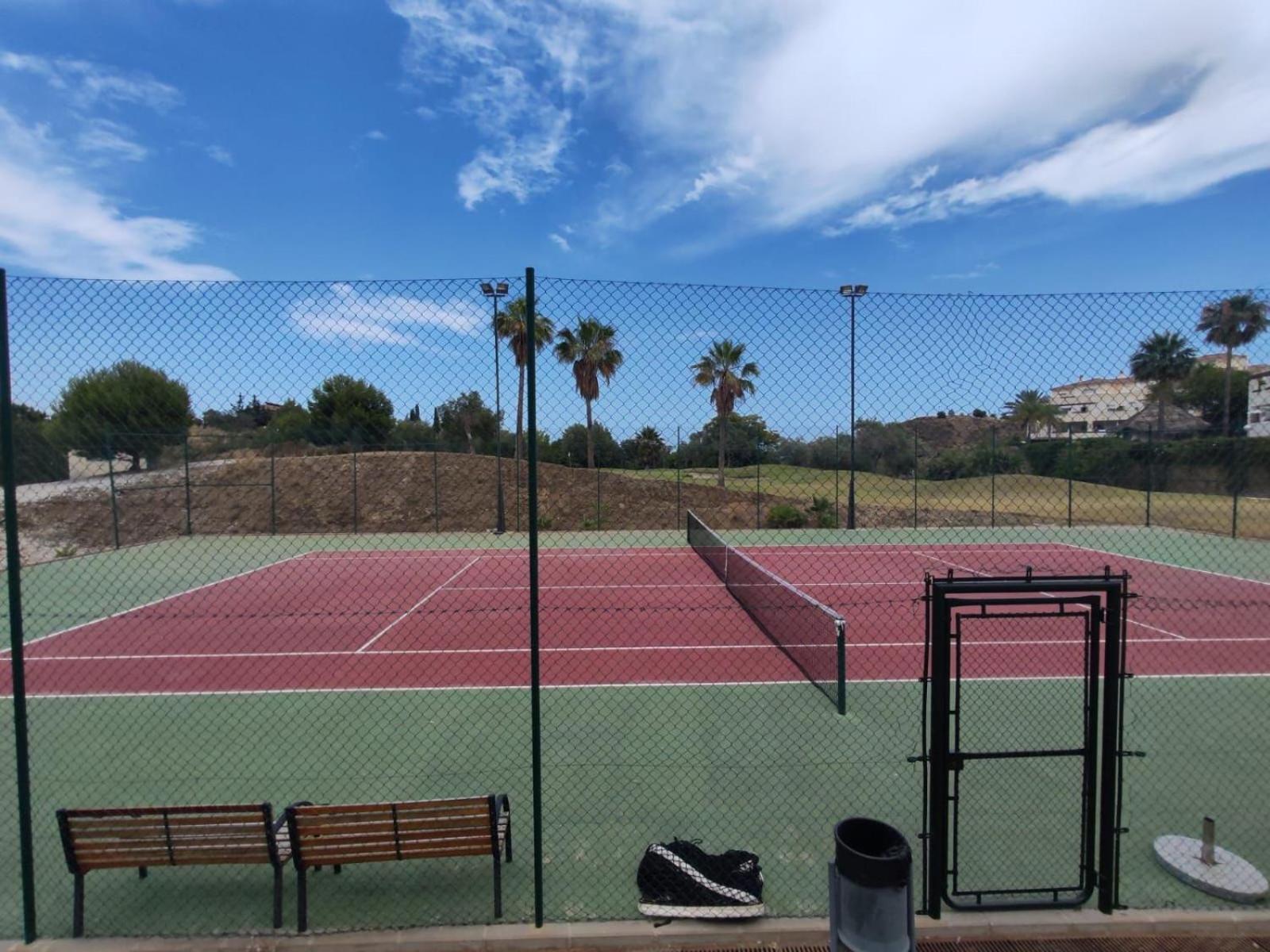Bilbil 2 Bedr- Pool, Tennis, Golf W Garage