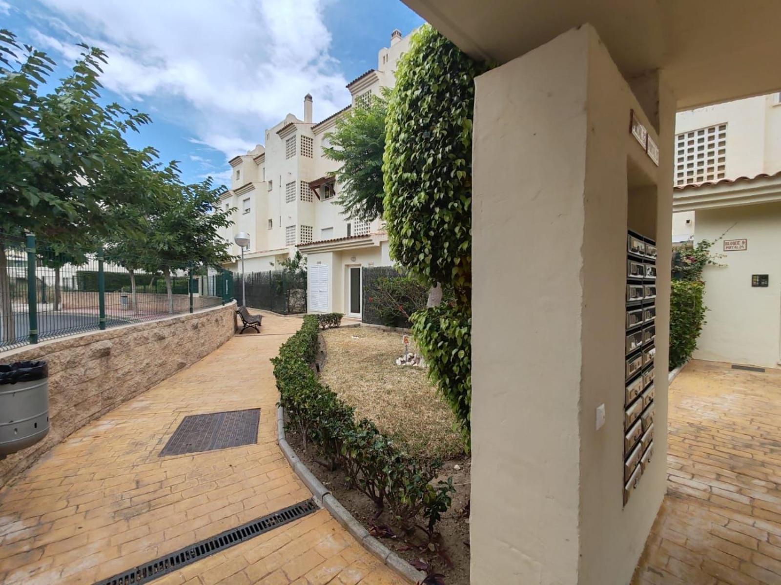 Apartment Bilbil 2 Bedr- Pool, Tennis, Golf W Garage