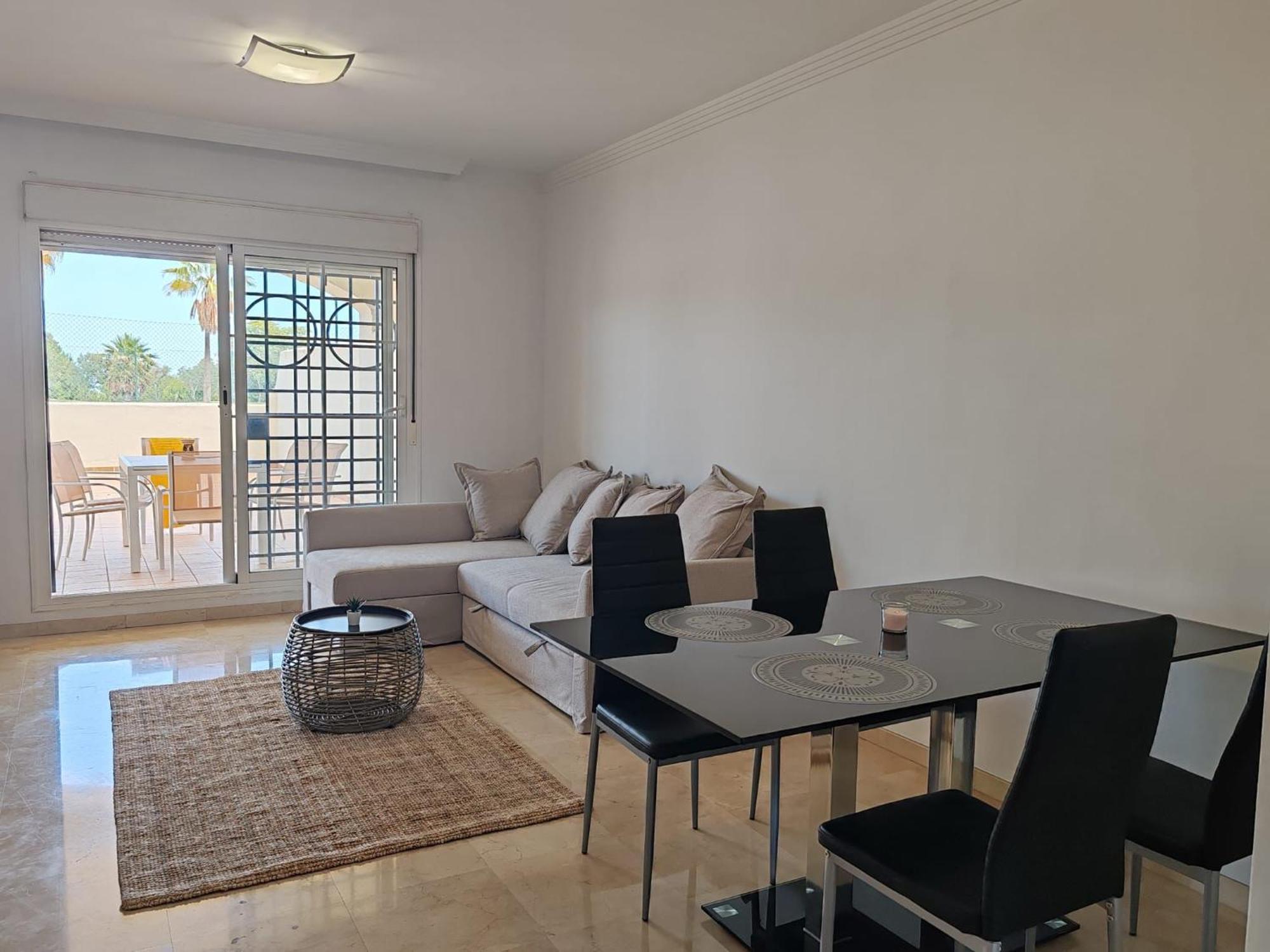 Apartment Bilbil 2 Bedr- Pool, Tennis, Golf W Garage *