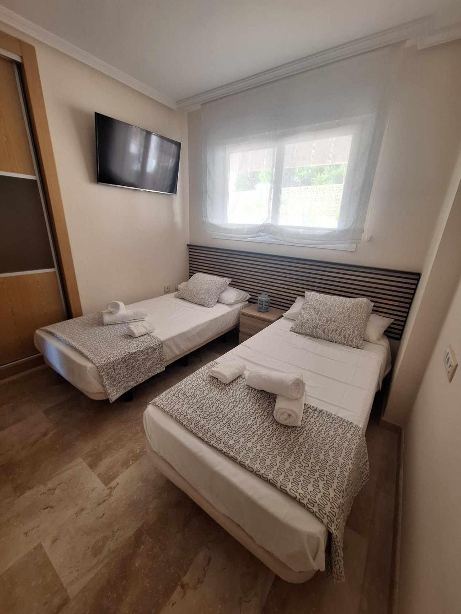 Vistsolmar -apartamentos Budha - Solo Familias ! Zona Tivoli Apartment *