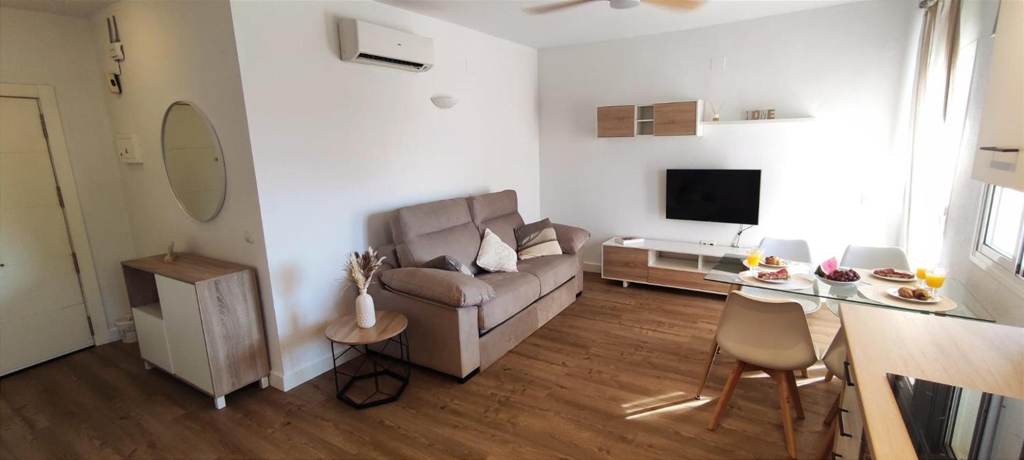 Apartamento El Capricho De Benalbeach, Solo De Sabado A Sabado *