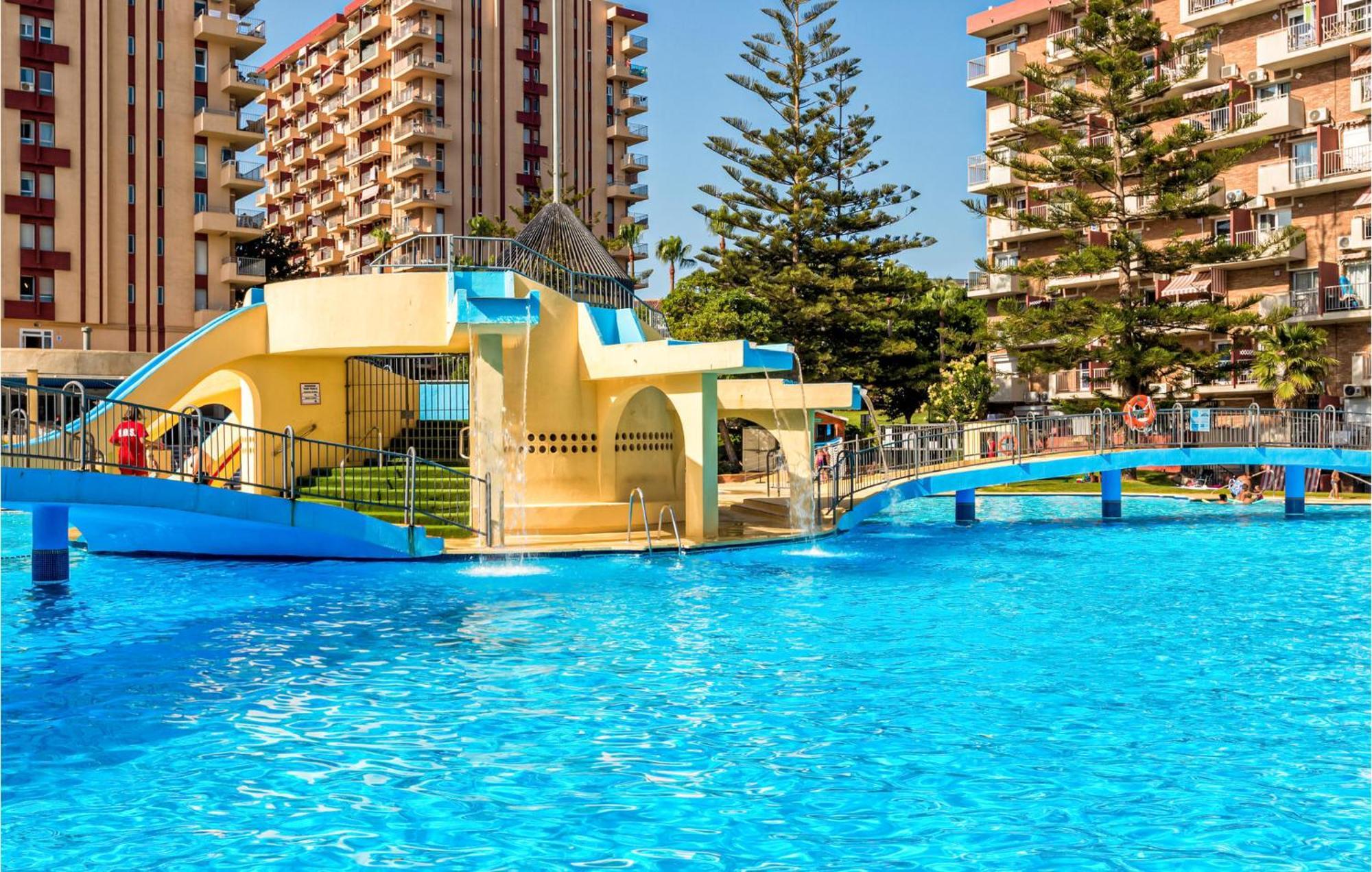 Nice In With Kitchen Benalmadena