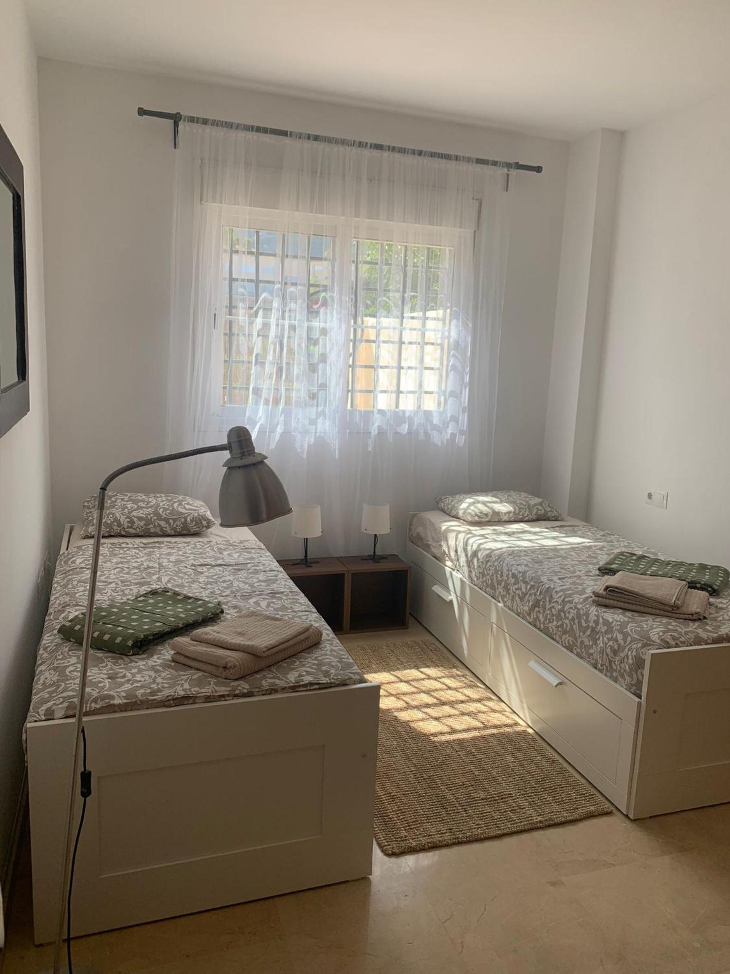 Bilbil 2 Bedr- Pool, Tennis, Golf W Garage