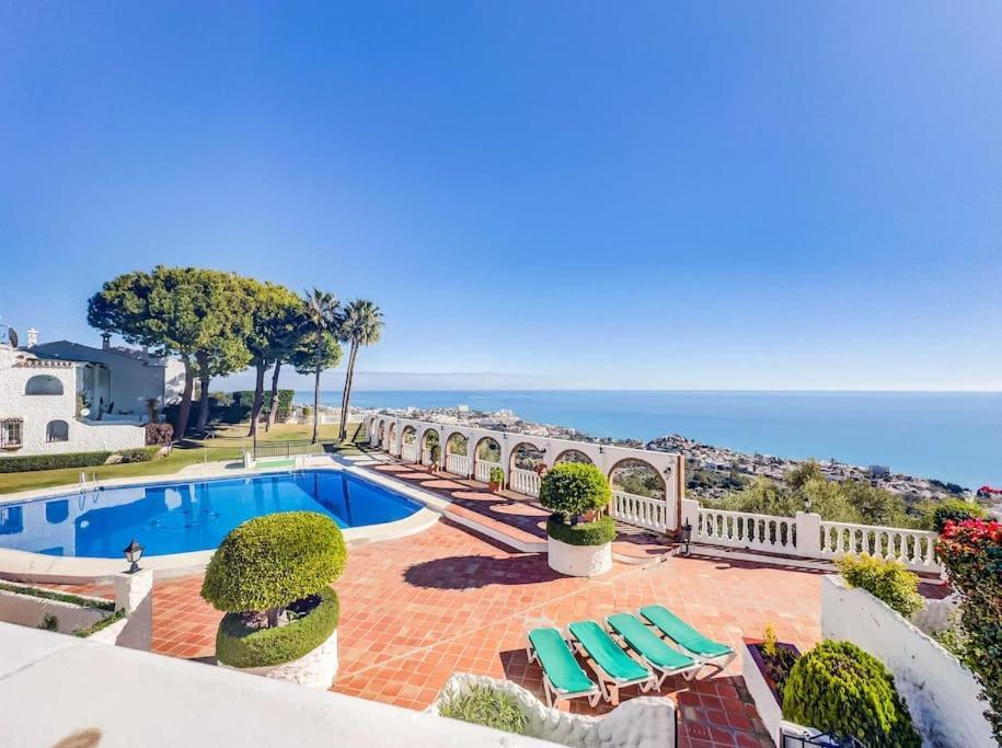 Apartment 105 - Duplex With Views,