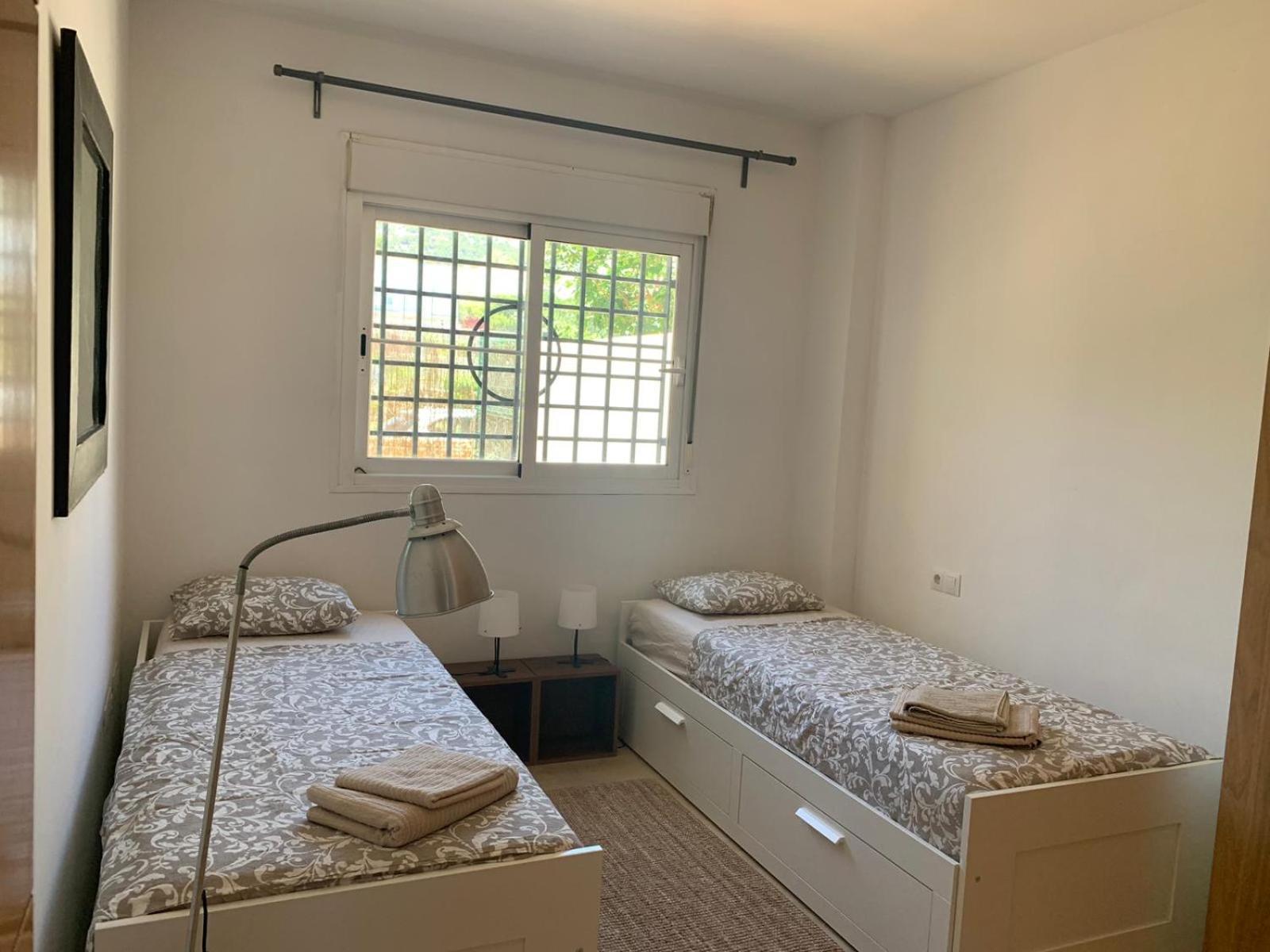 Apartment Bilbil 2 Bedr- Pool, Tennis, Golf W Garage
