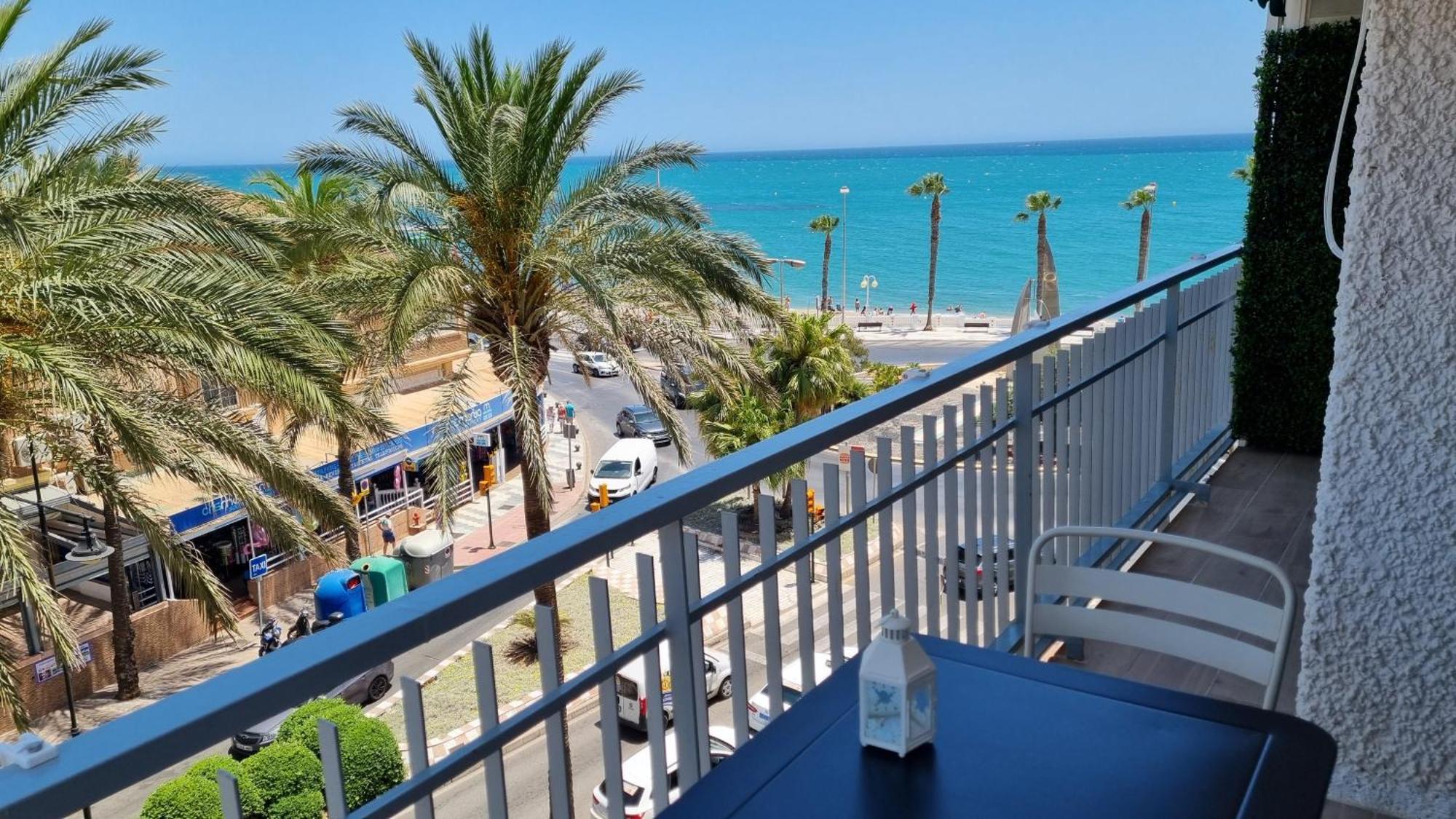 Maite Blue Beachfront Appartement