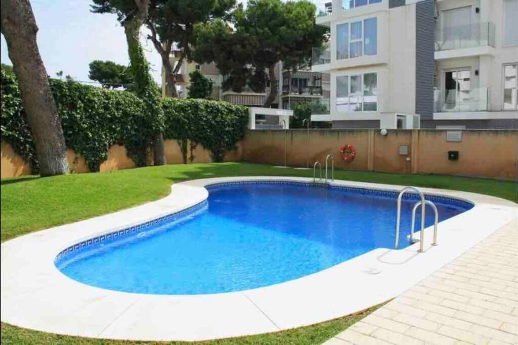 Prime Location, Pool, Beach, Shops, All Nearby * Benalmadena