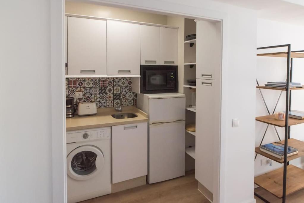 Apartamento Bonito Estudio A Pie De Playa