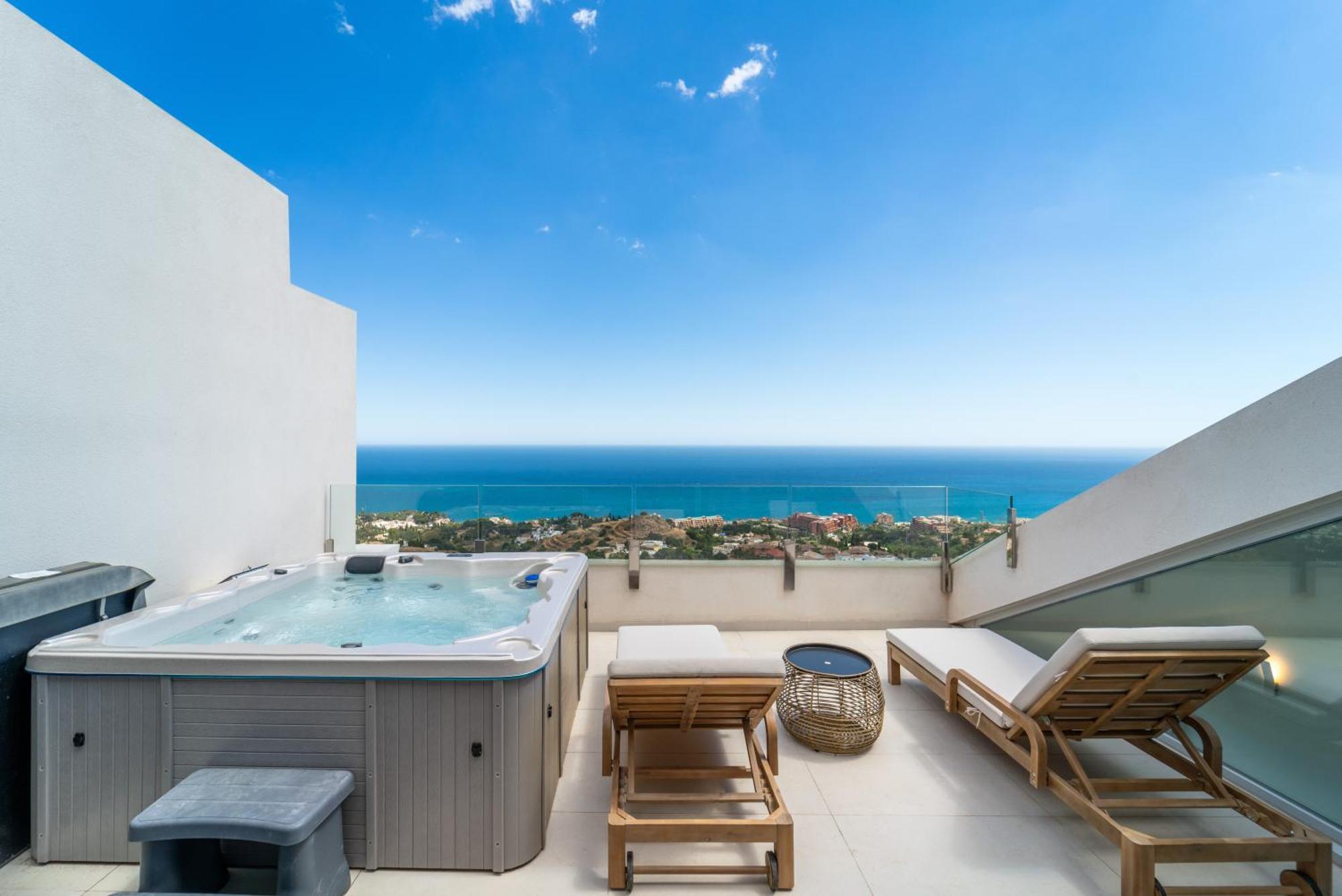 Appartement Panoramic Sea View 4 Bedroom Stupa Duplex With Jacuzzi Benalmádena